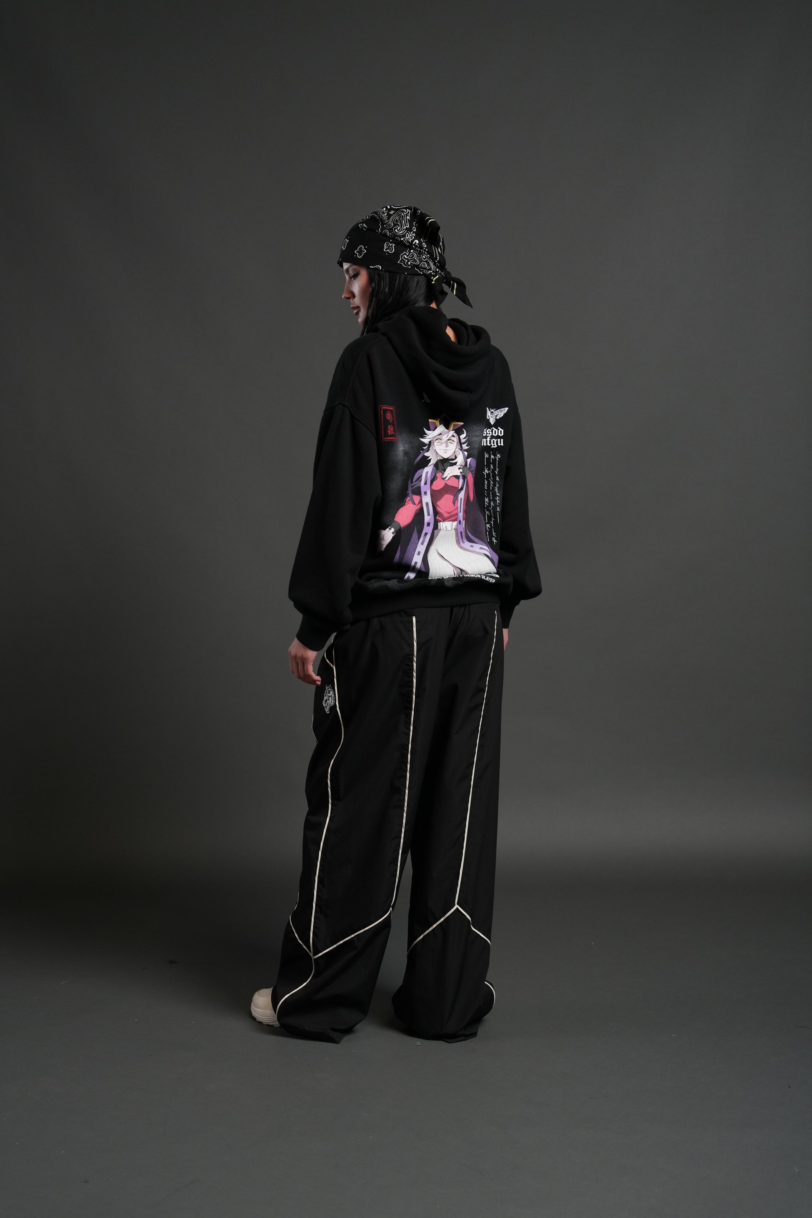 Doma "Side-By-Side" Pierce Hoodie in Black