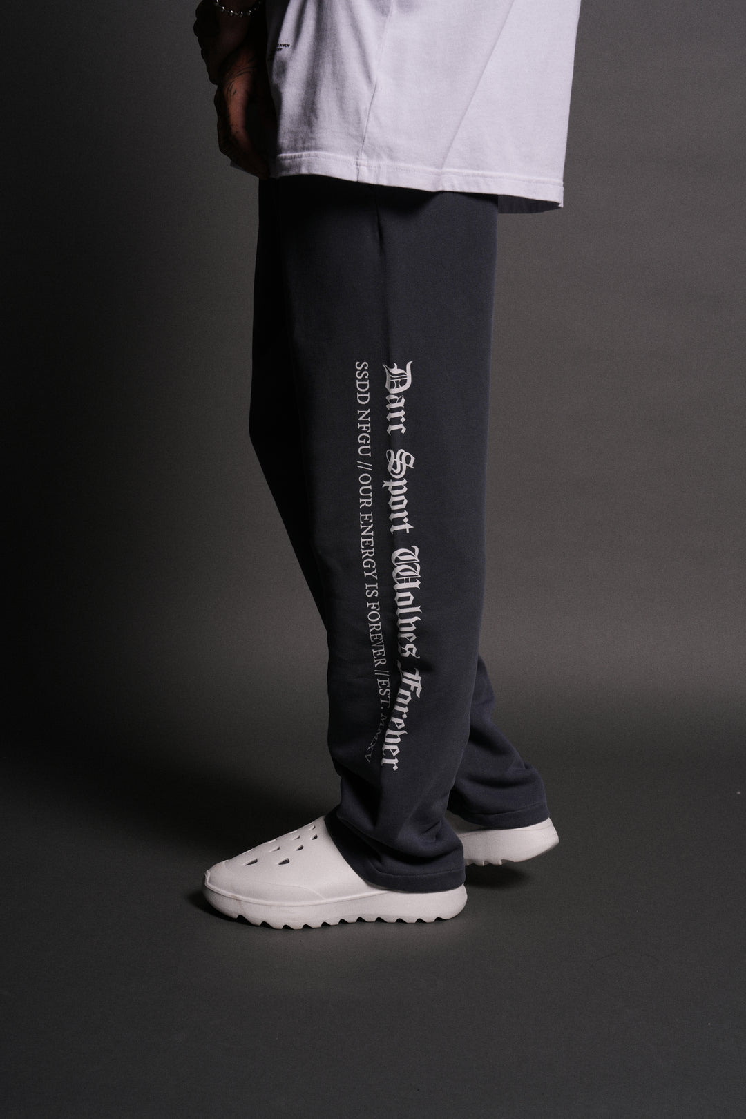 Where Shadows Begin Bigelow Sweat Pants in Darc Blue