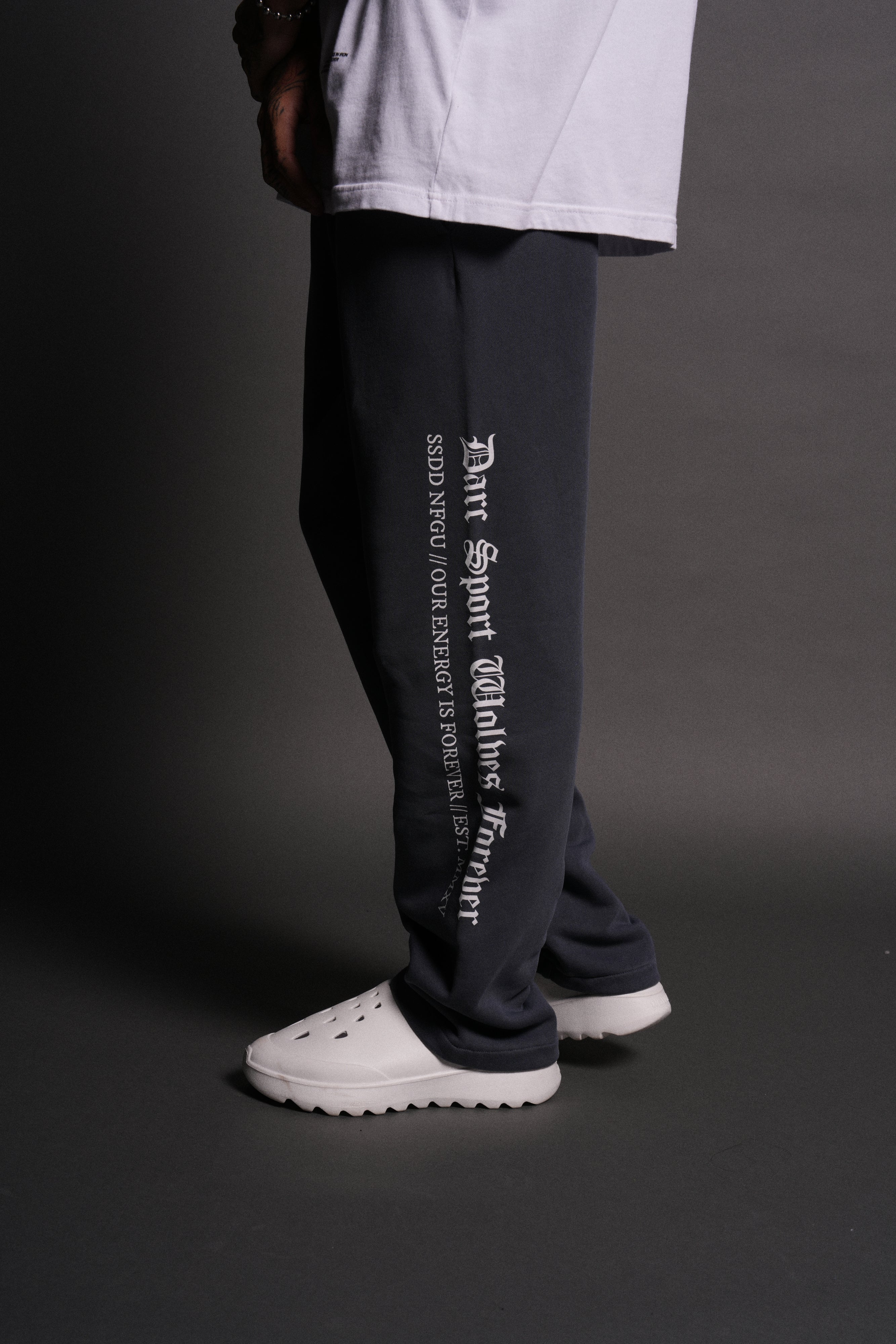 Where Shadows Begin Bigelow Sweat Pants in Darc Blue