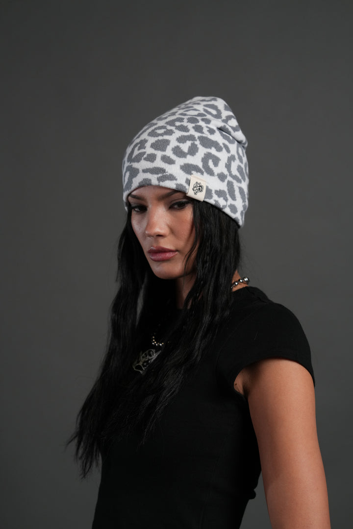 Wolf Patch V2 Cap Beanie in White/Wolf Gray