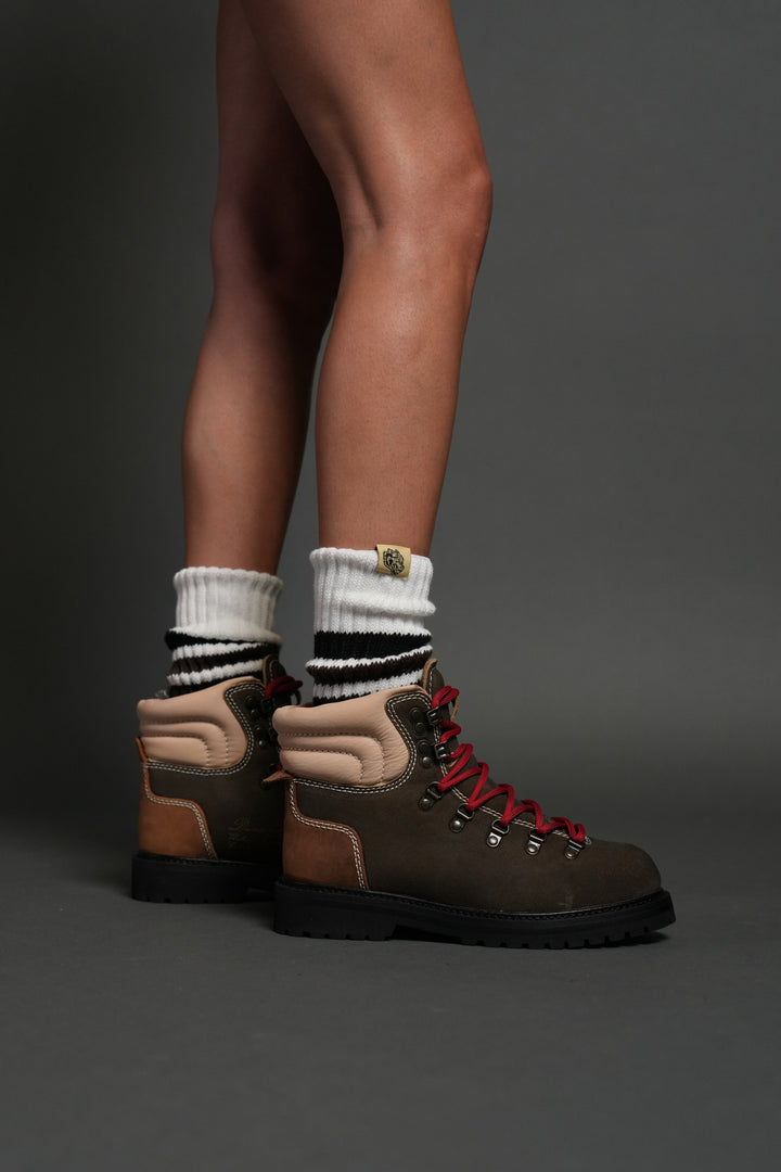 Von Wolf Boots in Brown/Tan