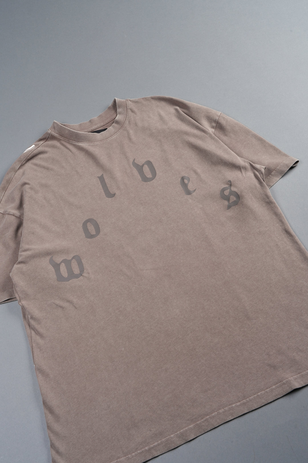 Her Prayer Premium Tee Oversized In Mojave Brown