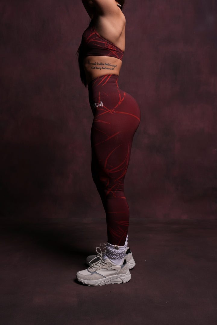 Her Darcness "Everson Seamless" Leggings in Roman Red Spider Web