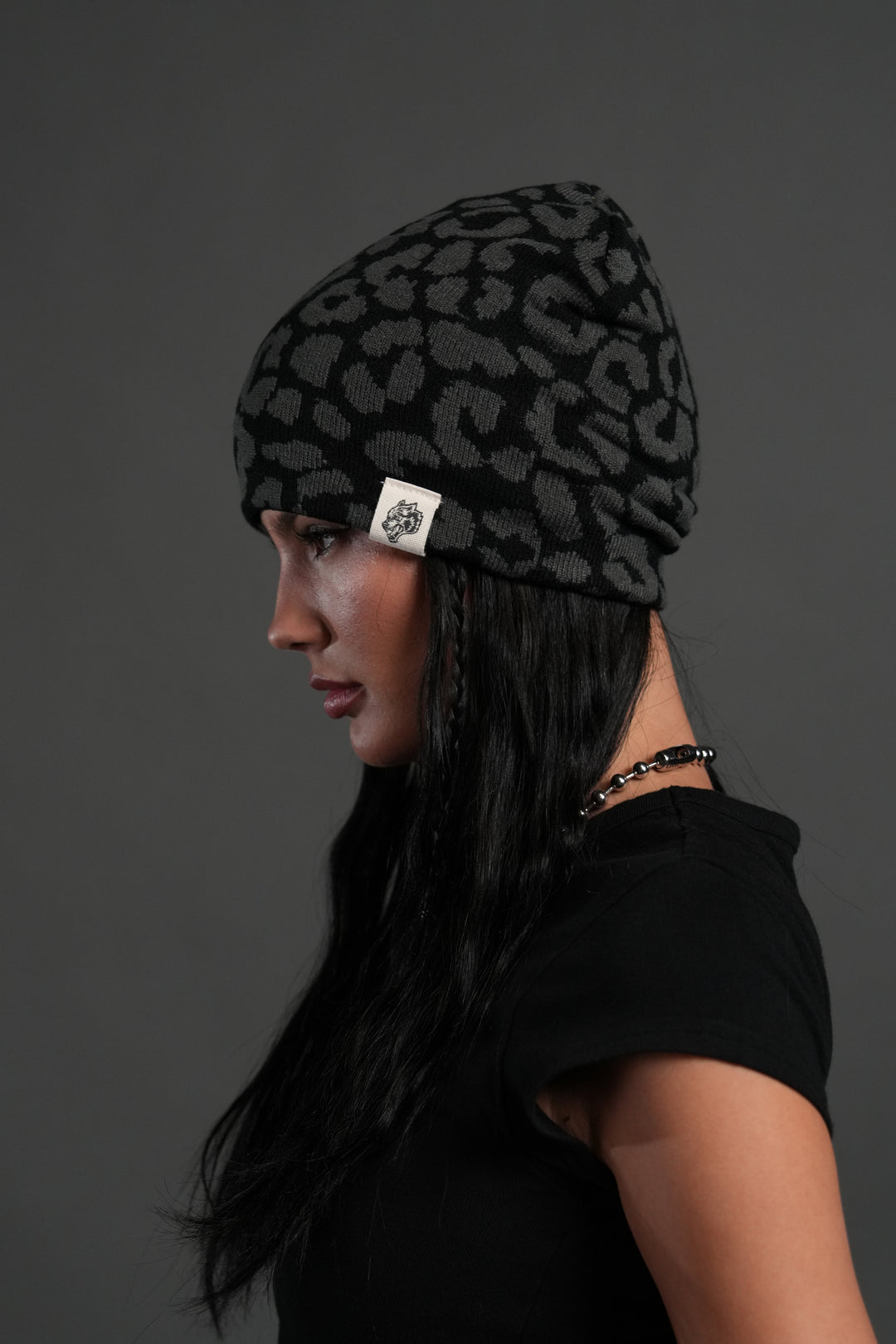 Wolf Patch V2 Cap Beanie in Black/Wolf Gray