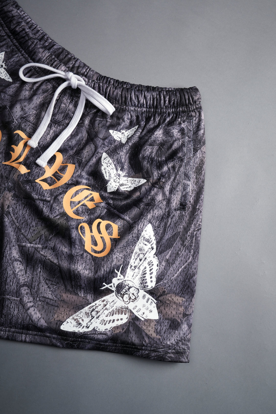 Stick Together Mesh Shorts in Driftwood Wolf Forest Camo