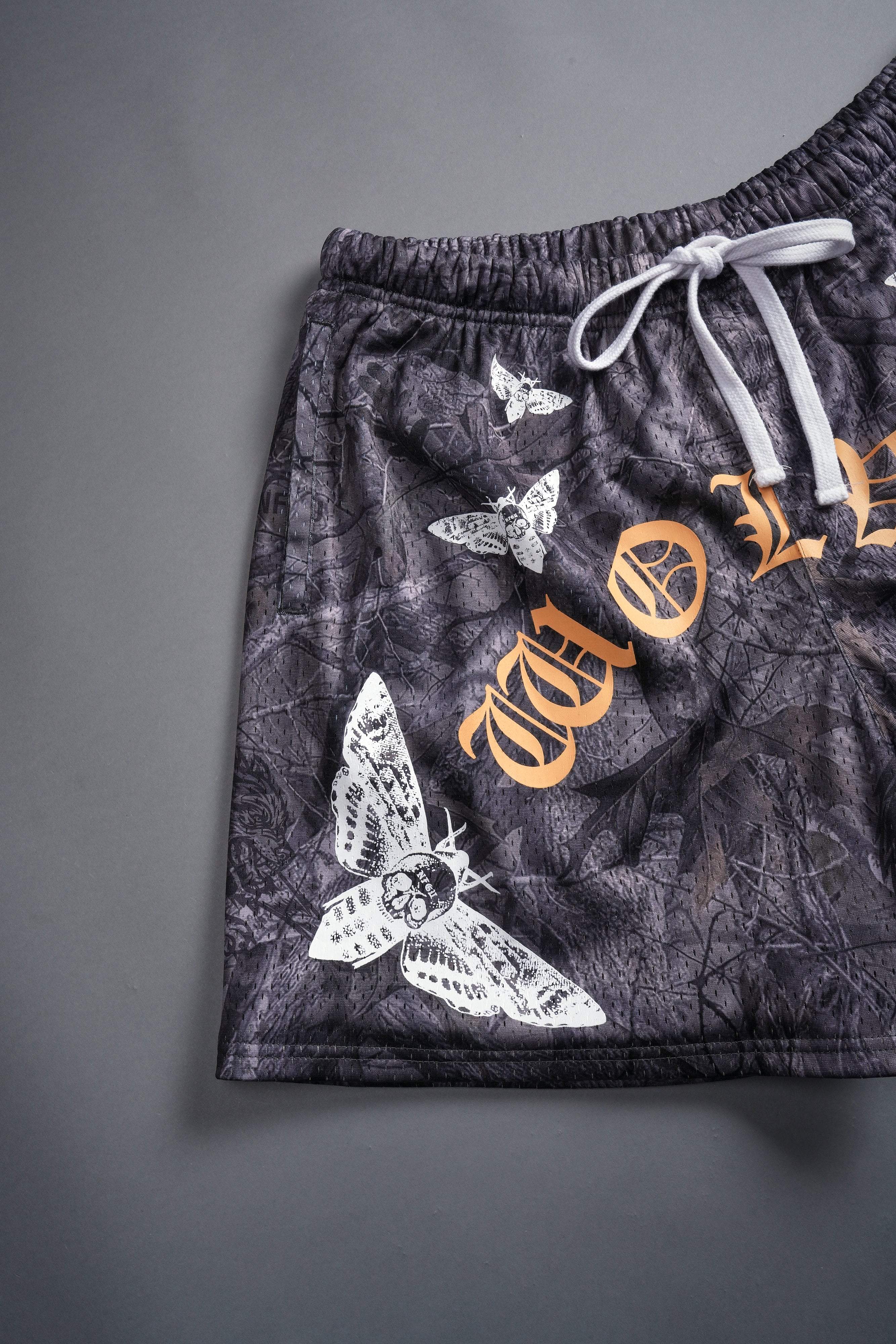 Stick Together Mesh Shorts in Driftwood Wolf Forest Camo