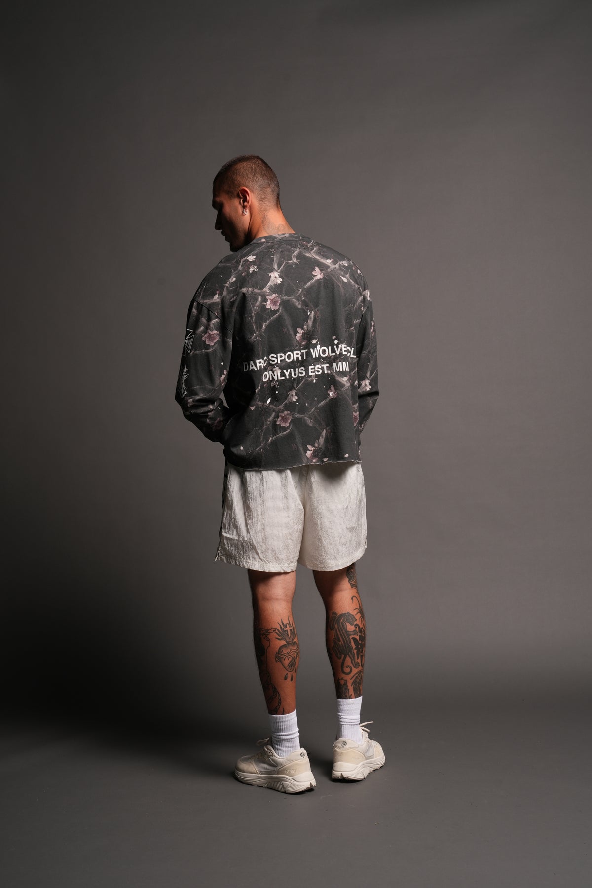 Wlvsfrvr Zdan Shorts In Cream