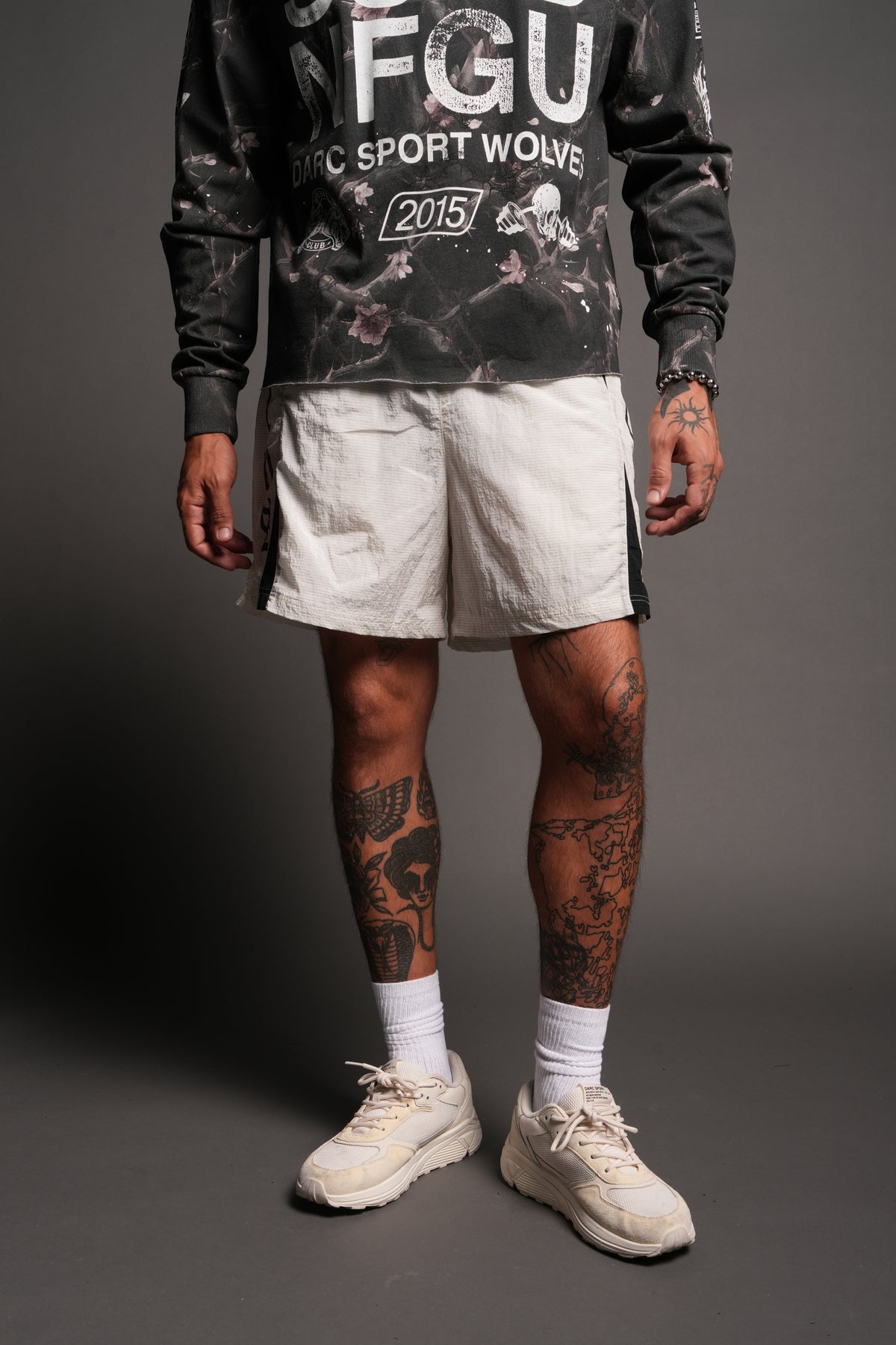 Wlvsfrvr Zdan Shorts In Cream