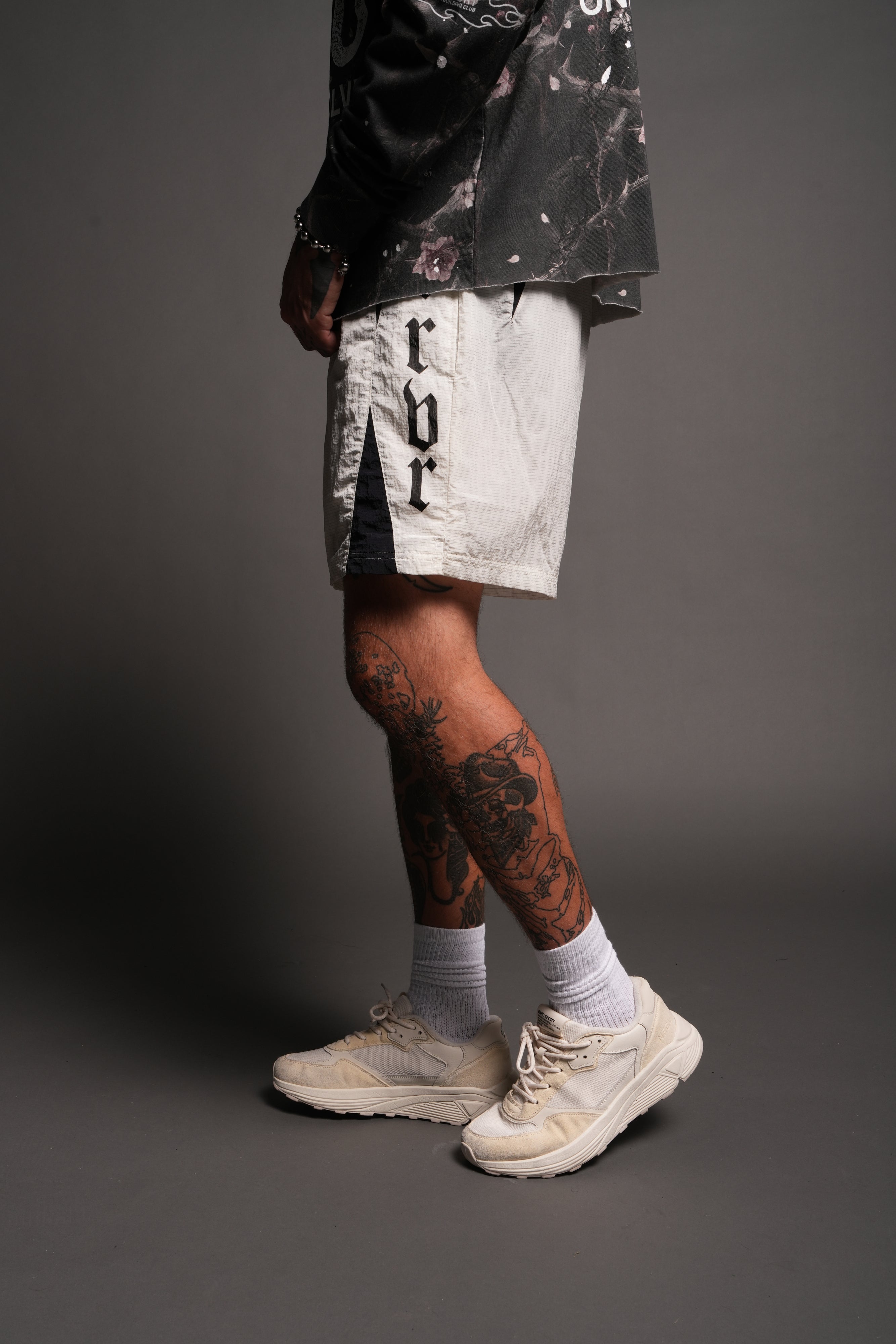Wlvsfrvr Zdan Shorts In Cream – DarcSport