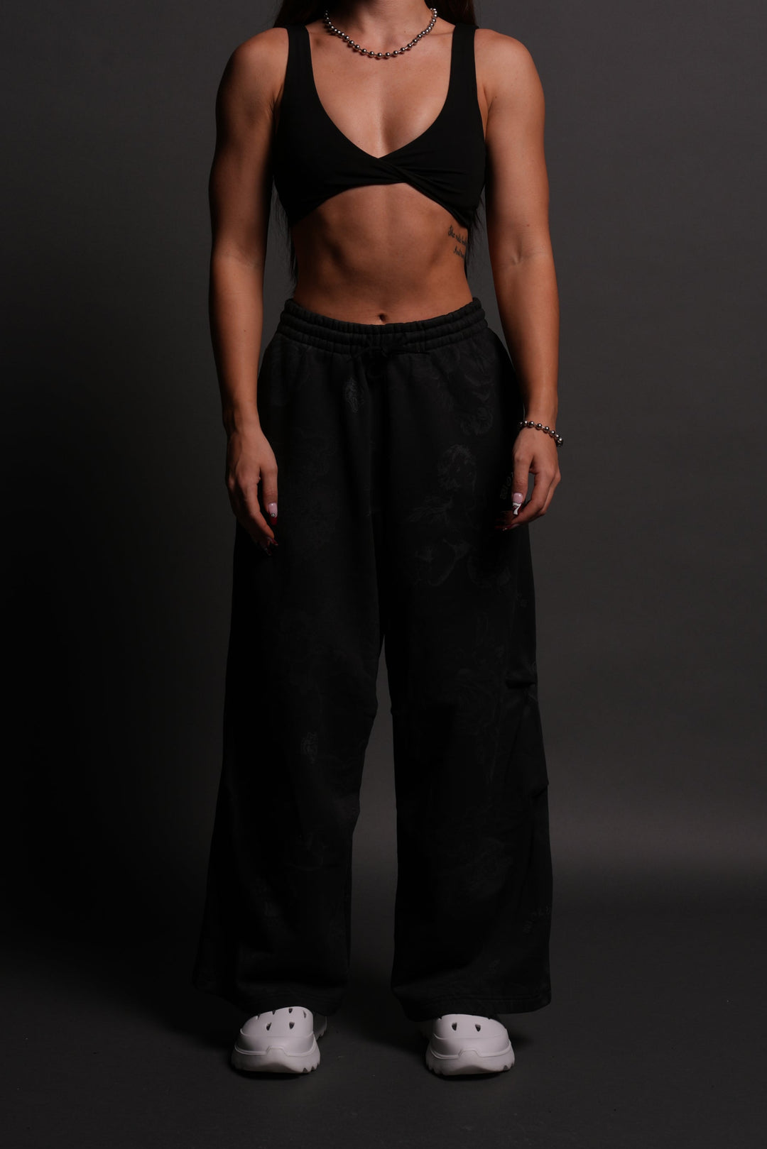 Chopper Wolf Mia Sweat Pants in Luna