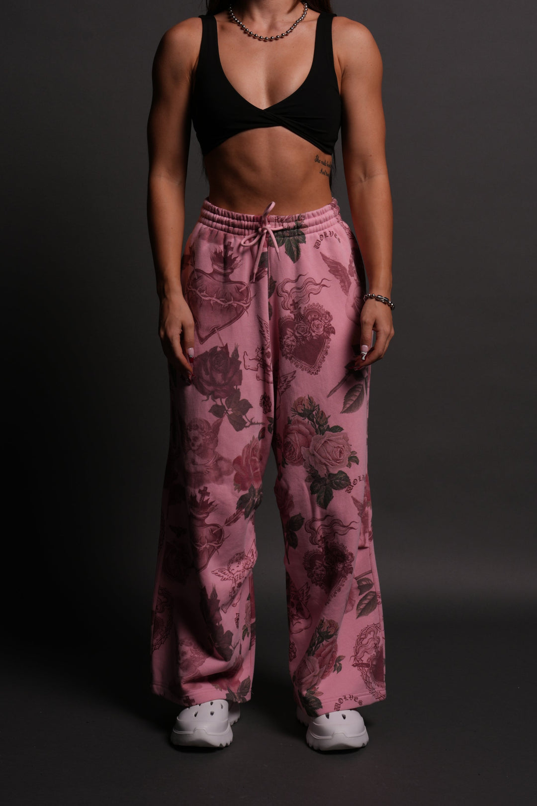 Chopper Wolf Mia Sweat Pants in De la Rosa