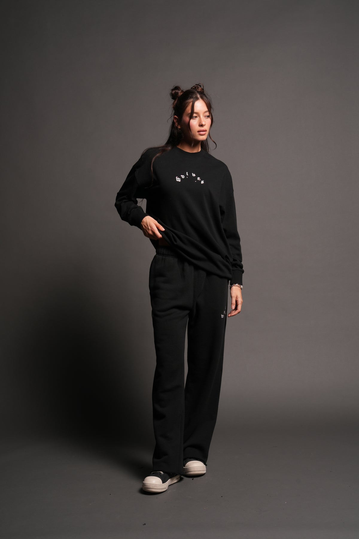 Sakura Pyramid Premium Ls Tee In Black
