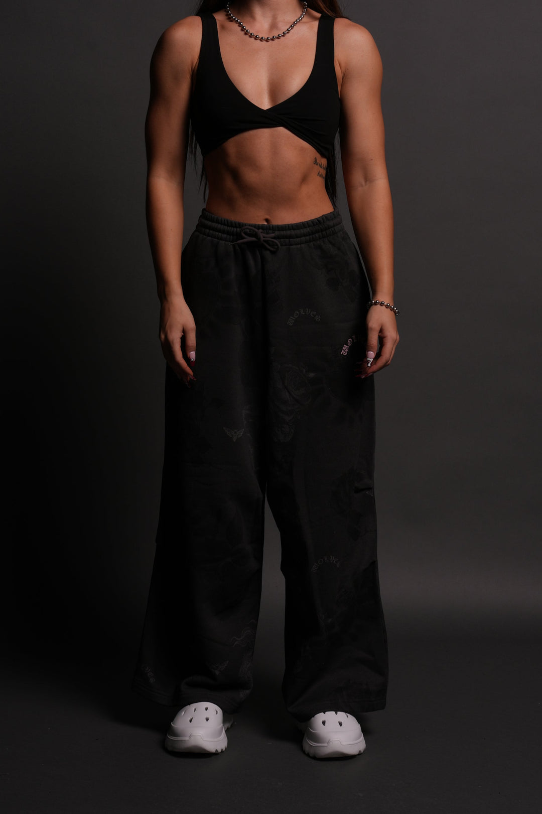 Chopper Wolf Mia Sweat Pants in Lobo