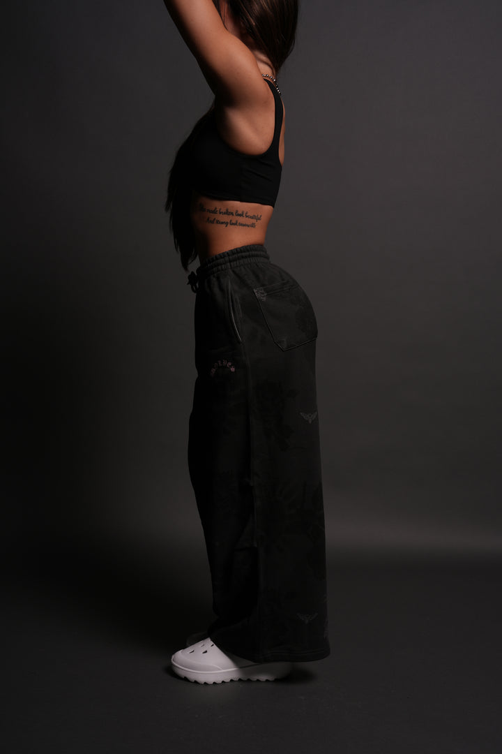 Chopper Wolf Mia Sweat Pants in Lobo