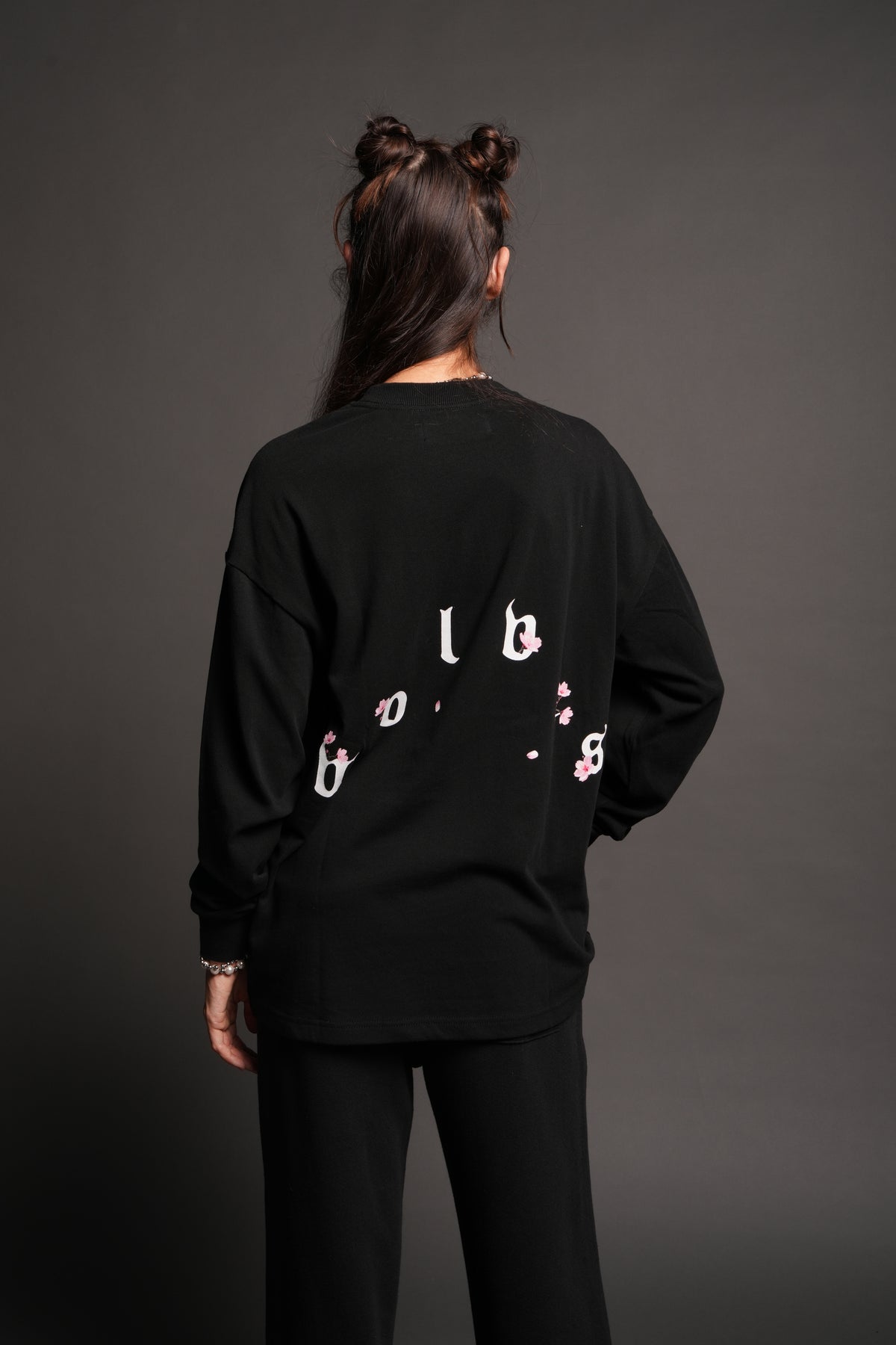Sakura Pyramid Premium Ls Tee In Black