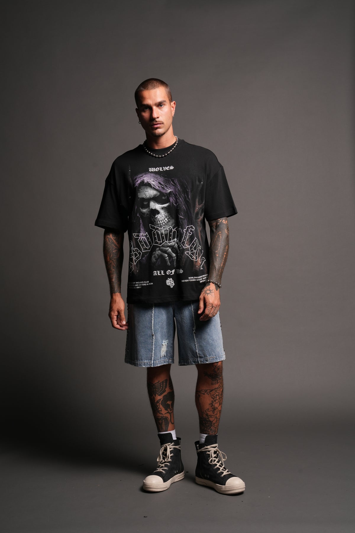 Wolves Heritage Distressed Denim Carpenter Shorts In Light Wash