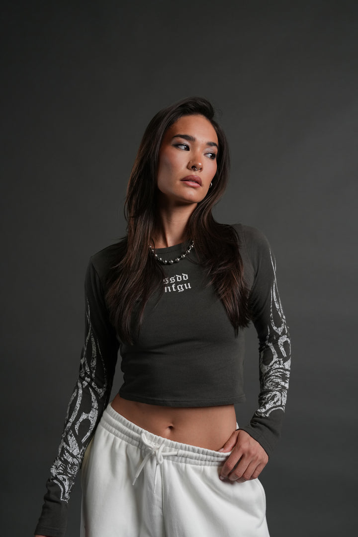 Finite Flame L/S "Baby" Tee in Wolf Gray