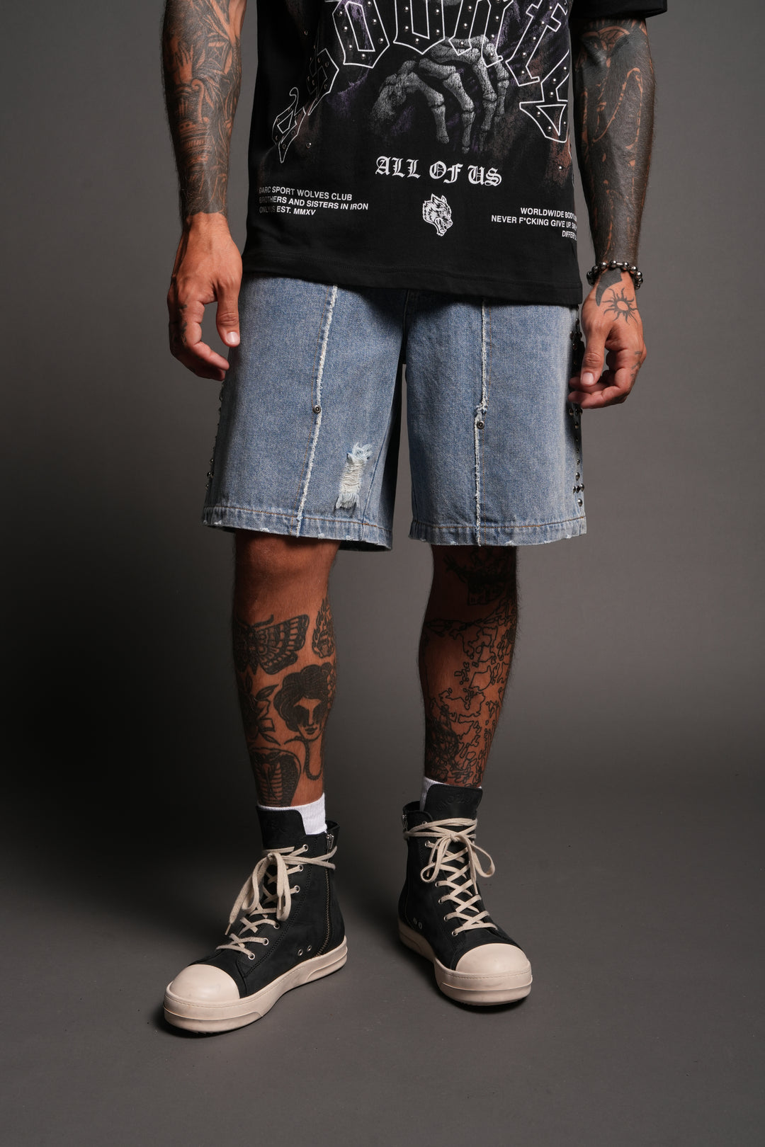 Wolves Heritage Distressed Denim Carpenter Shorts In Light Wash