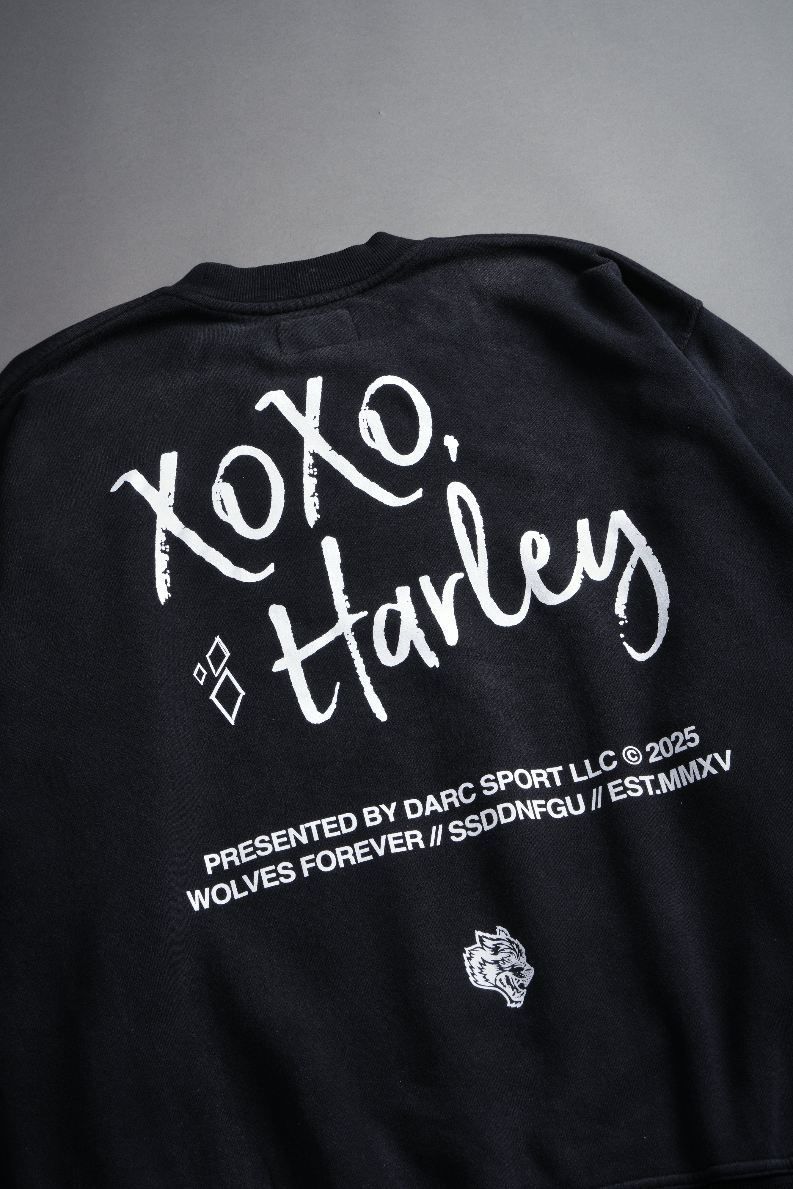 Quinn Forever London Crewneck in Black Drift Wash