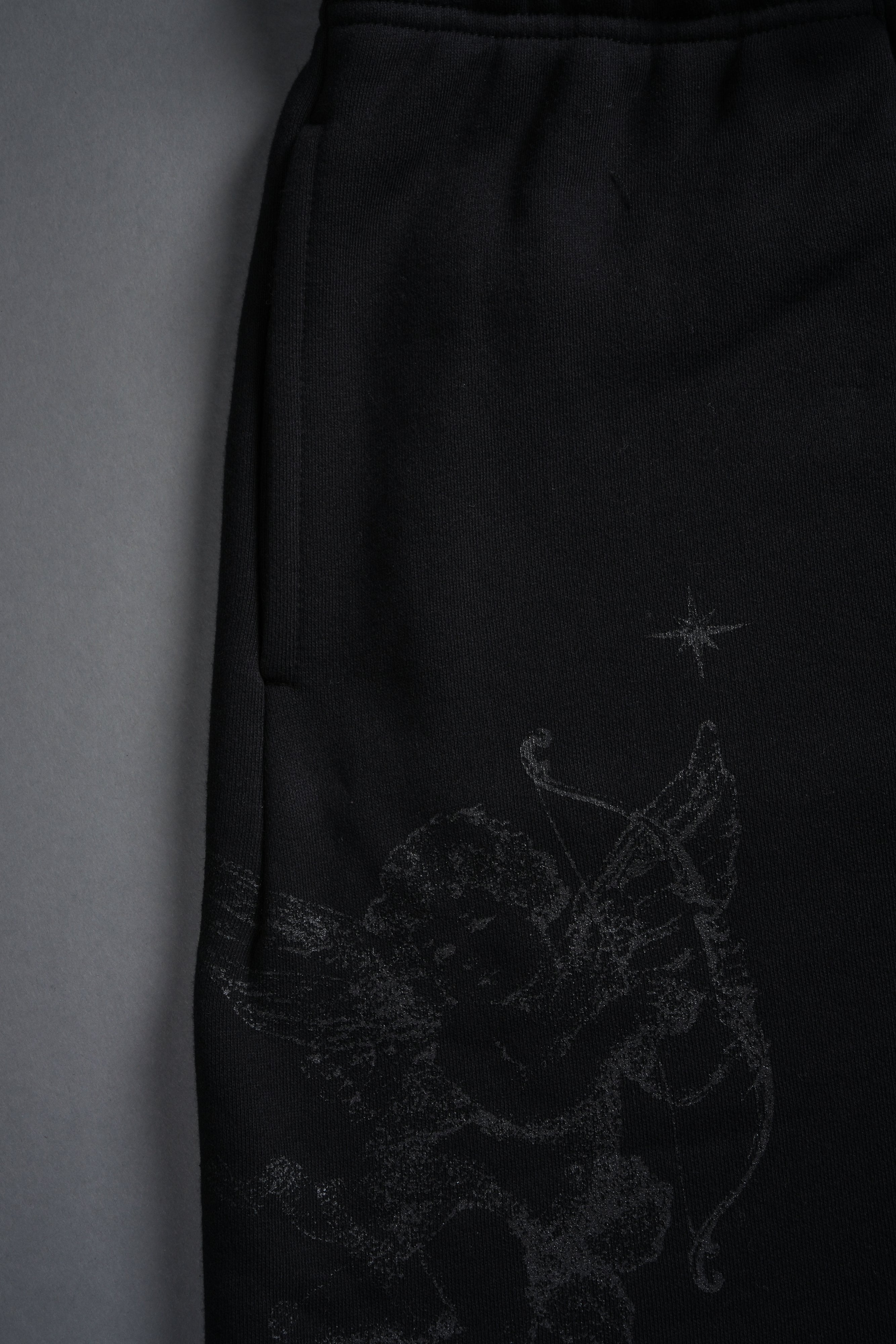 Fallen Cherub Oversized Post Lounge Sweat Shorts in Black