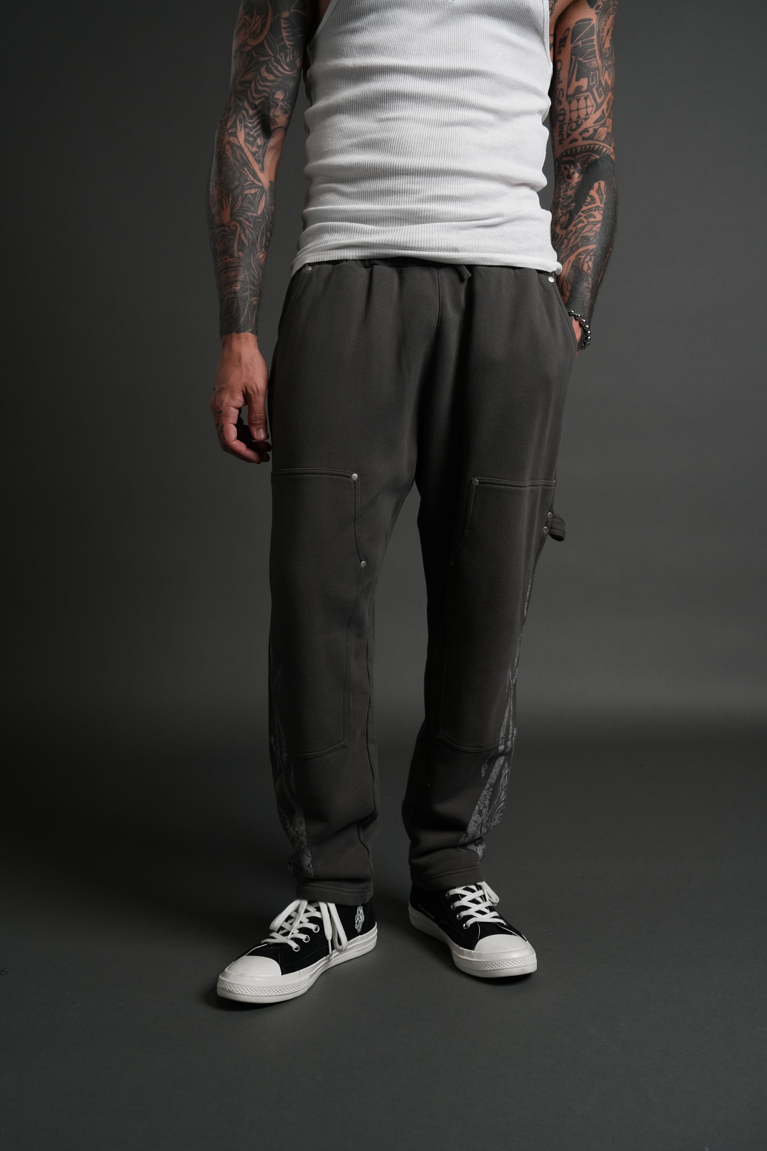 Finite Flame Rivet Fleece Sweat Pants in Wolf Gray