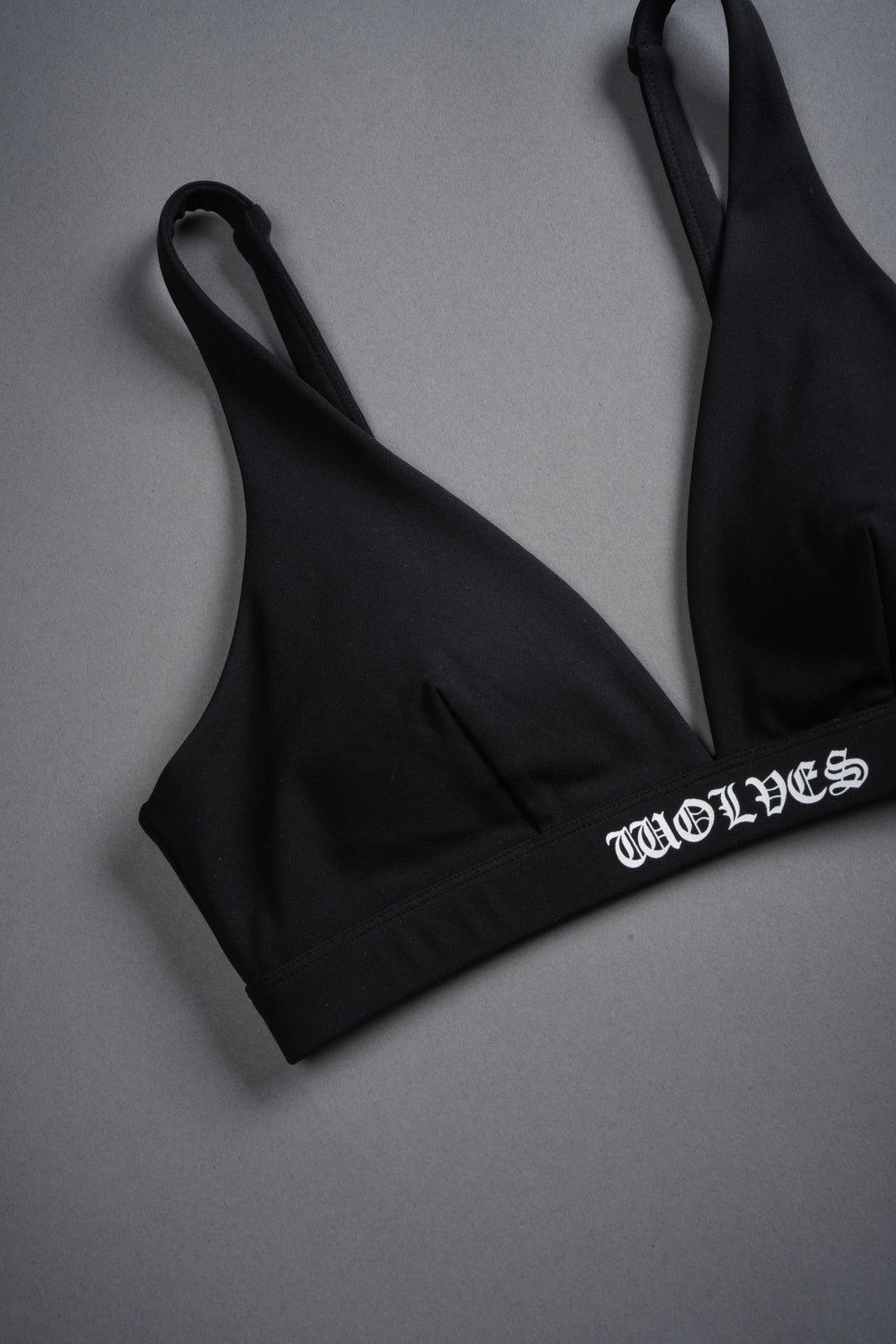 She Chopper V Sports Bra in Black