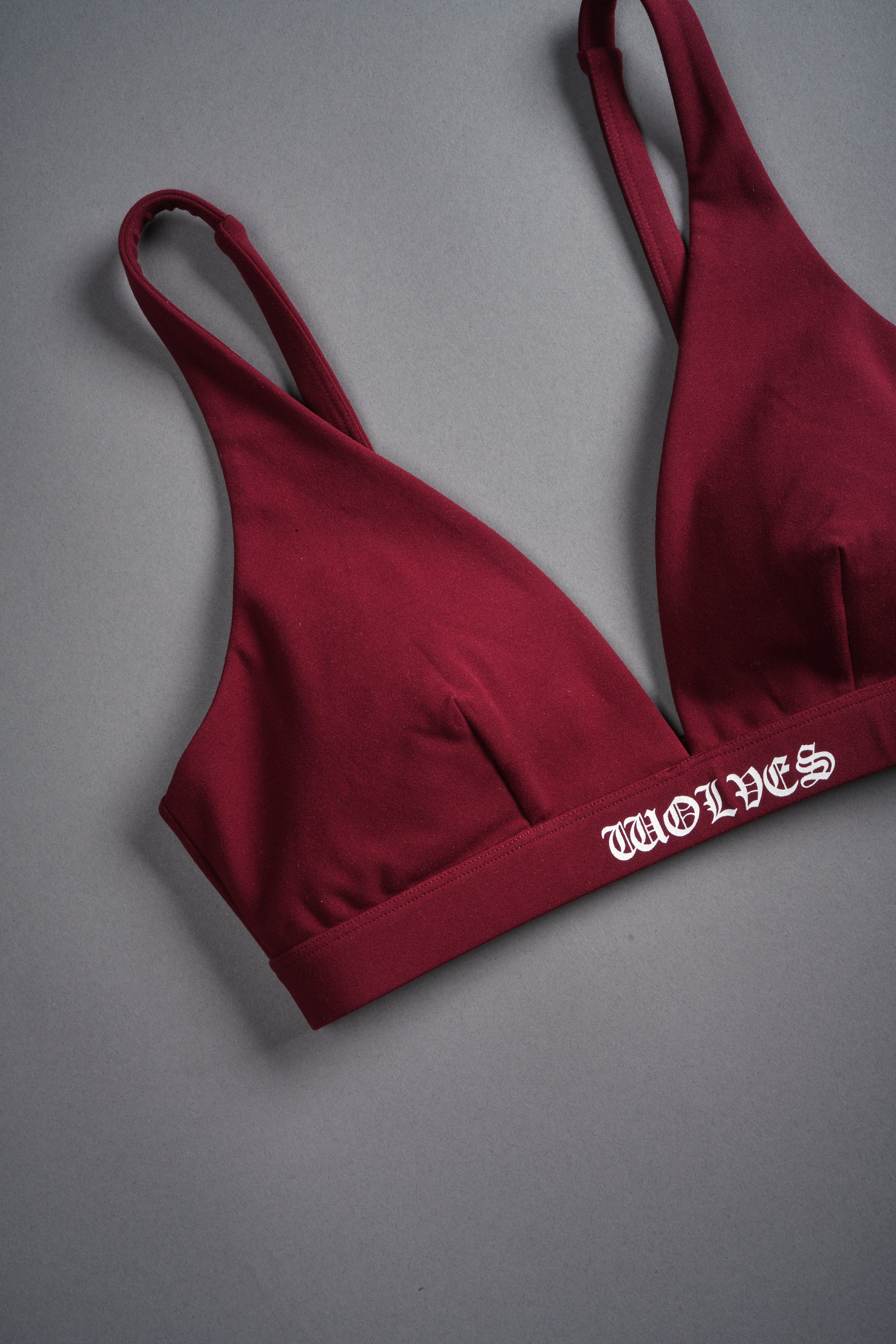 She Chopper V Sports Bra in Velvet
