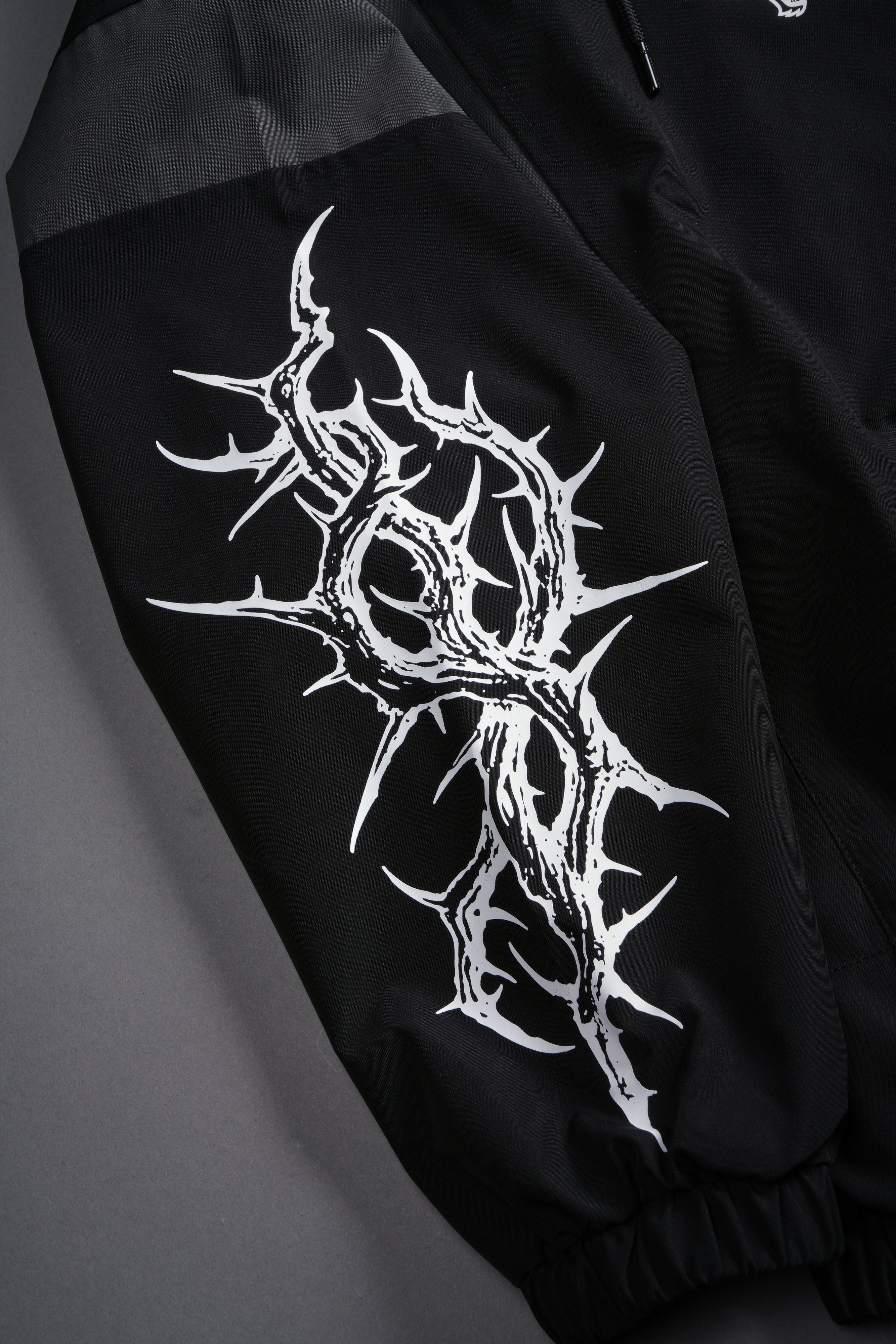 Thorns Brolic Unisex Track Jacket in Black/Wolf Gray