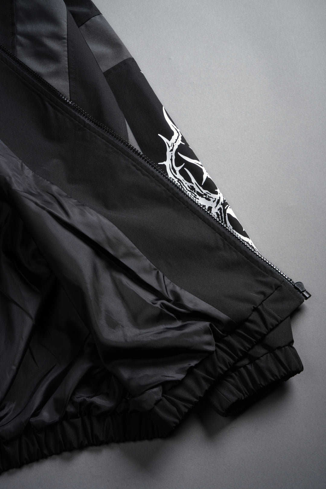 Thorns Brolic Unisex Track Jacket in Black/Wolf Gray