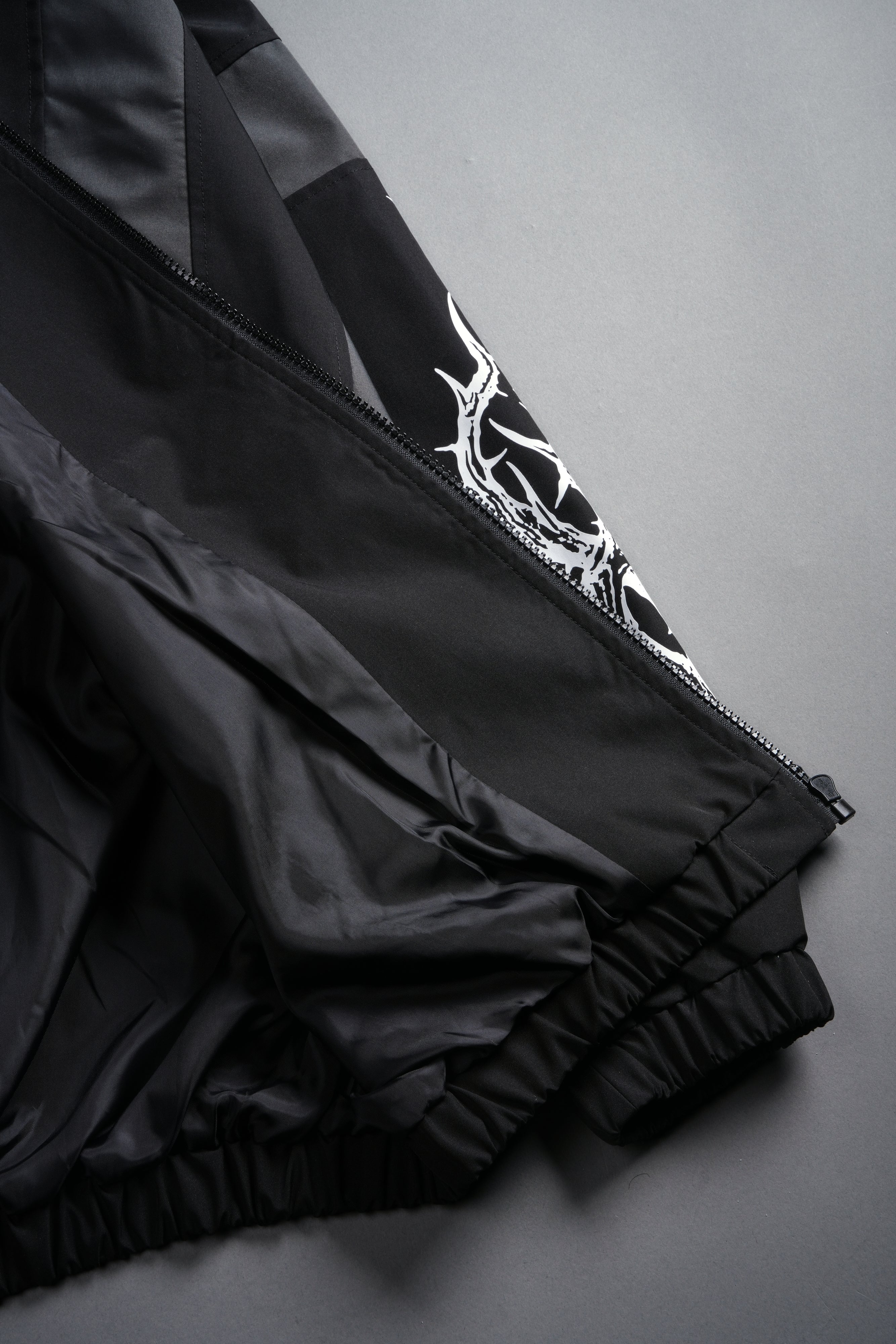 Thorns Brolic Unisex Track Jacket in Black/Wolf Gray