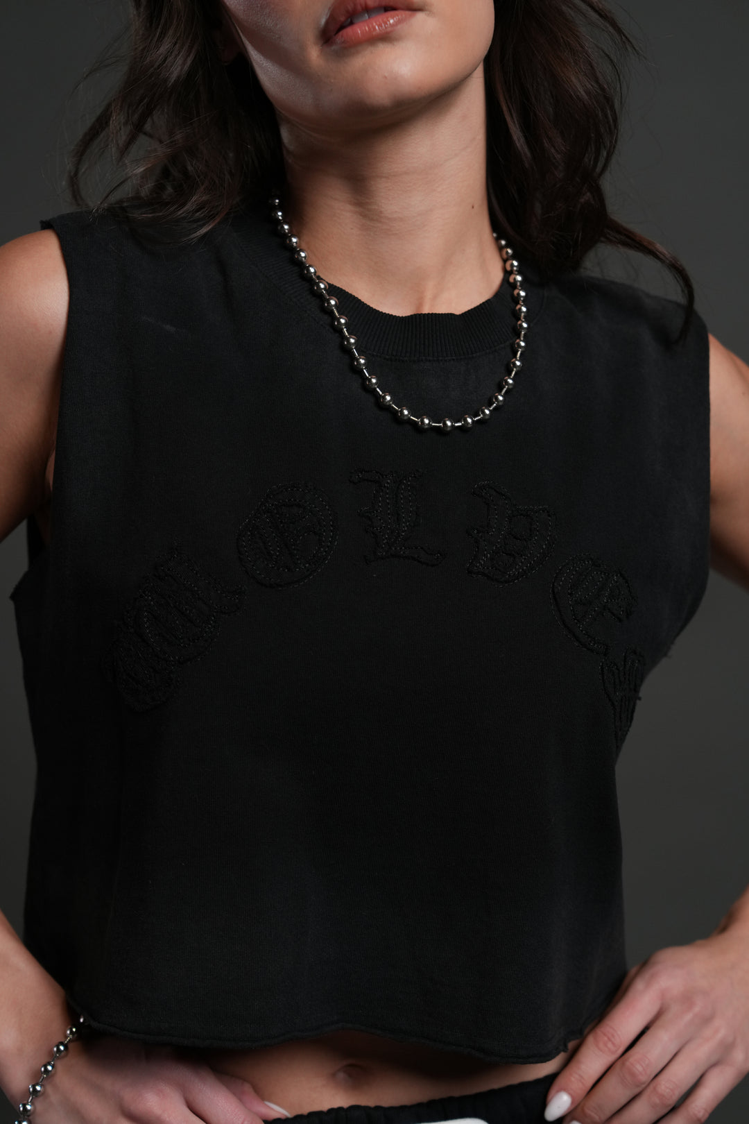 Chopper Applique "Grunge" Cropped Muscle Tee in Black Drift Wash