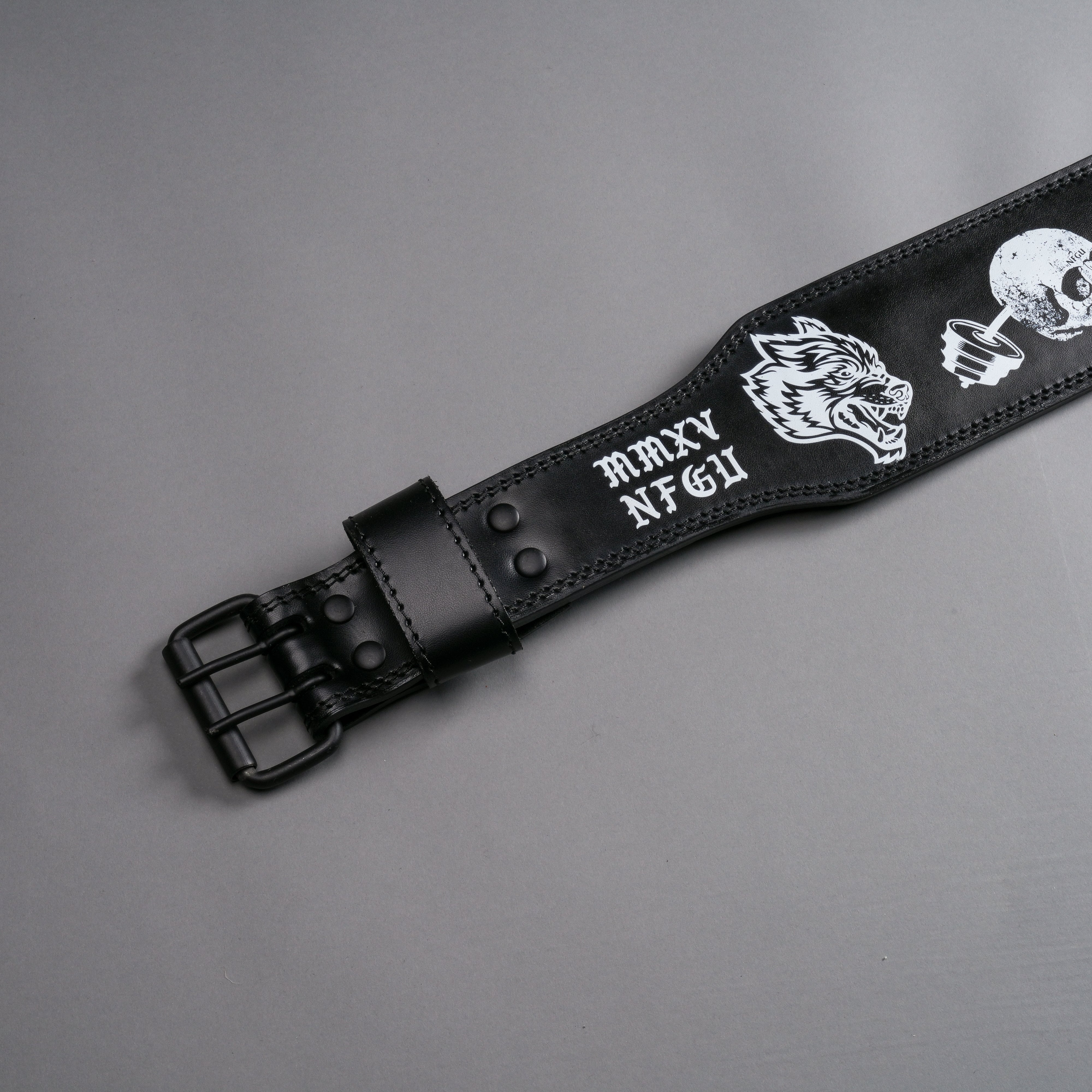 Mori Awaits Weight Belt in Black/White