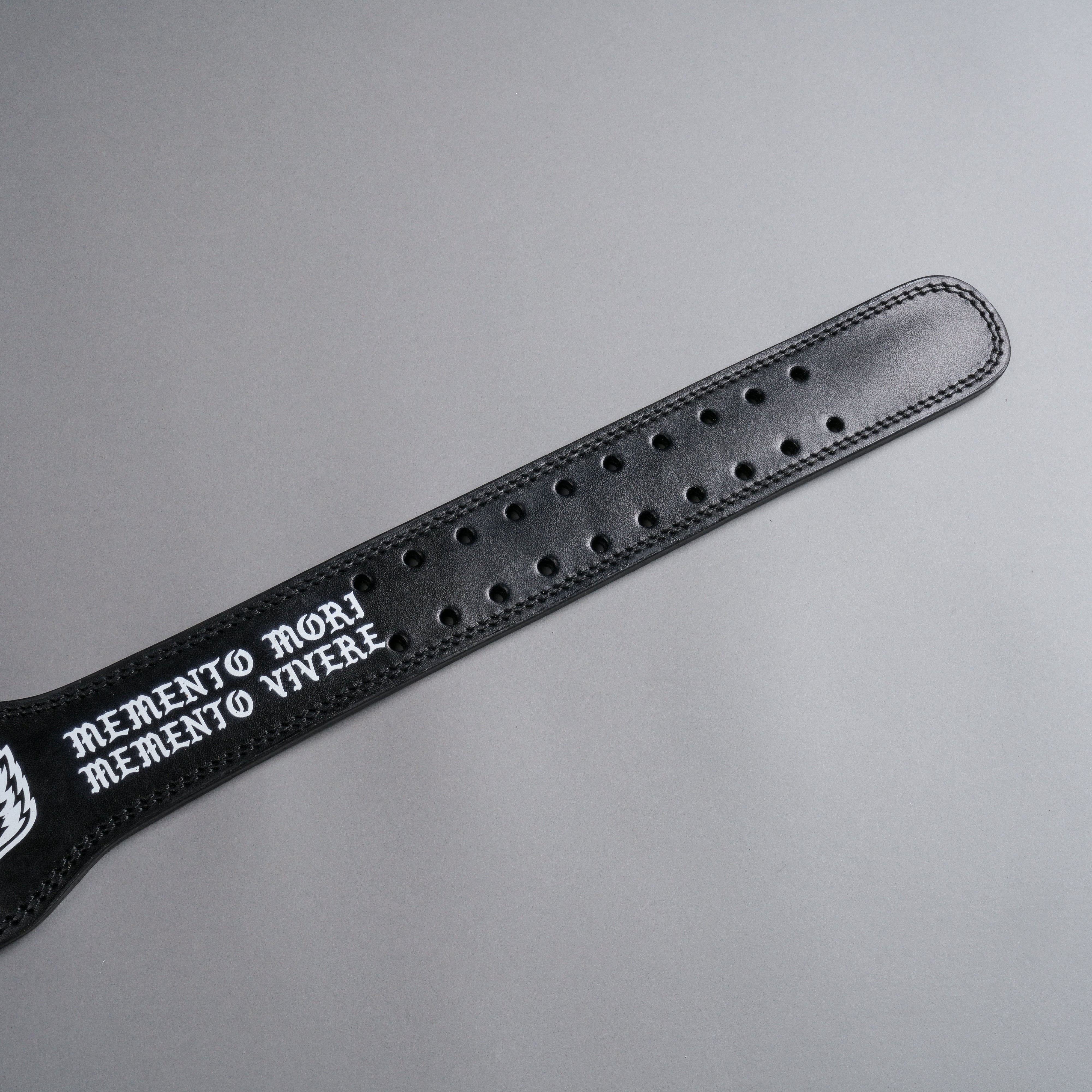 Mori Awaits Weight Belt in Black/White