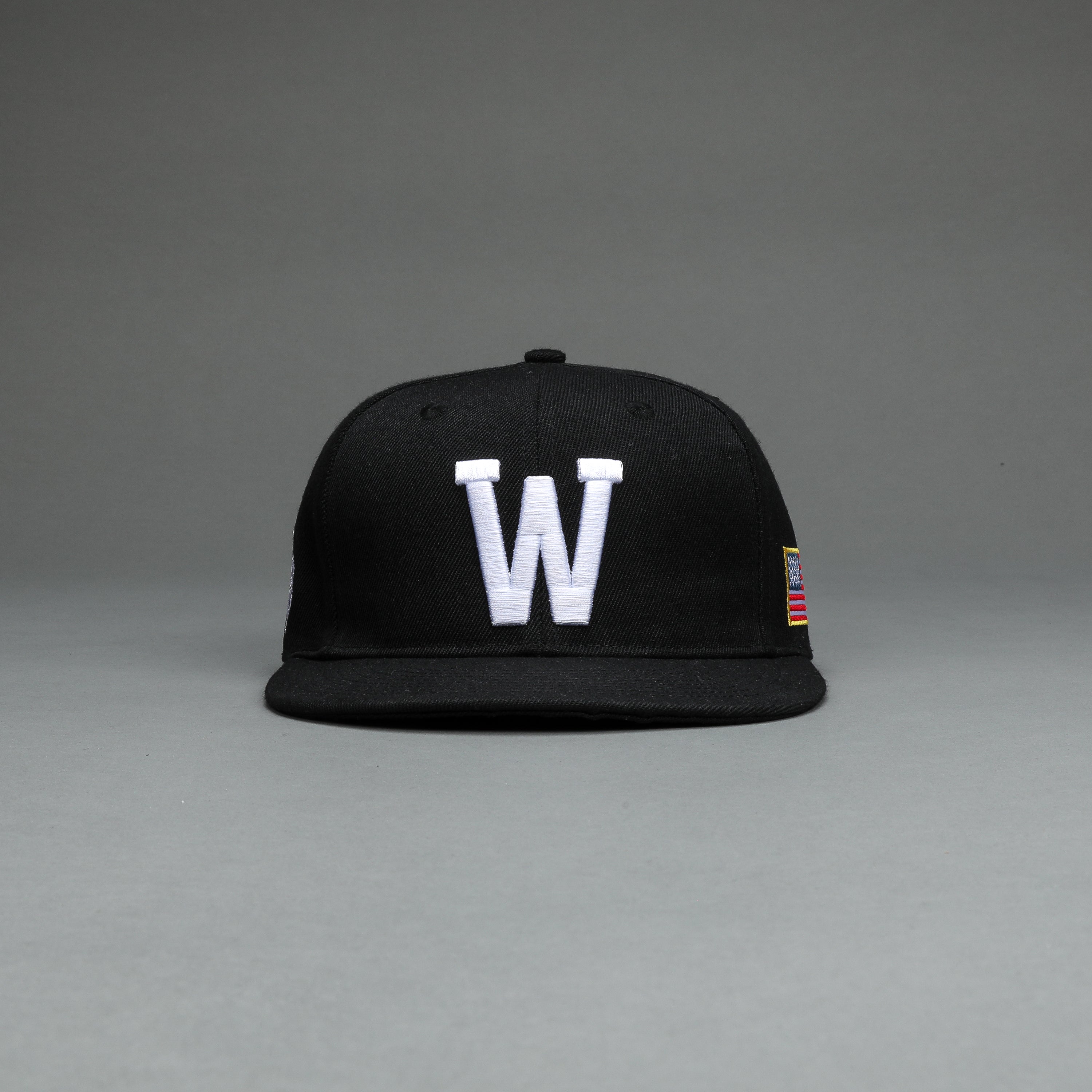"W" Loyalty Fitted Hat in Black