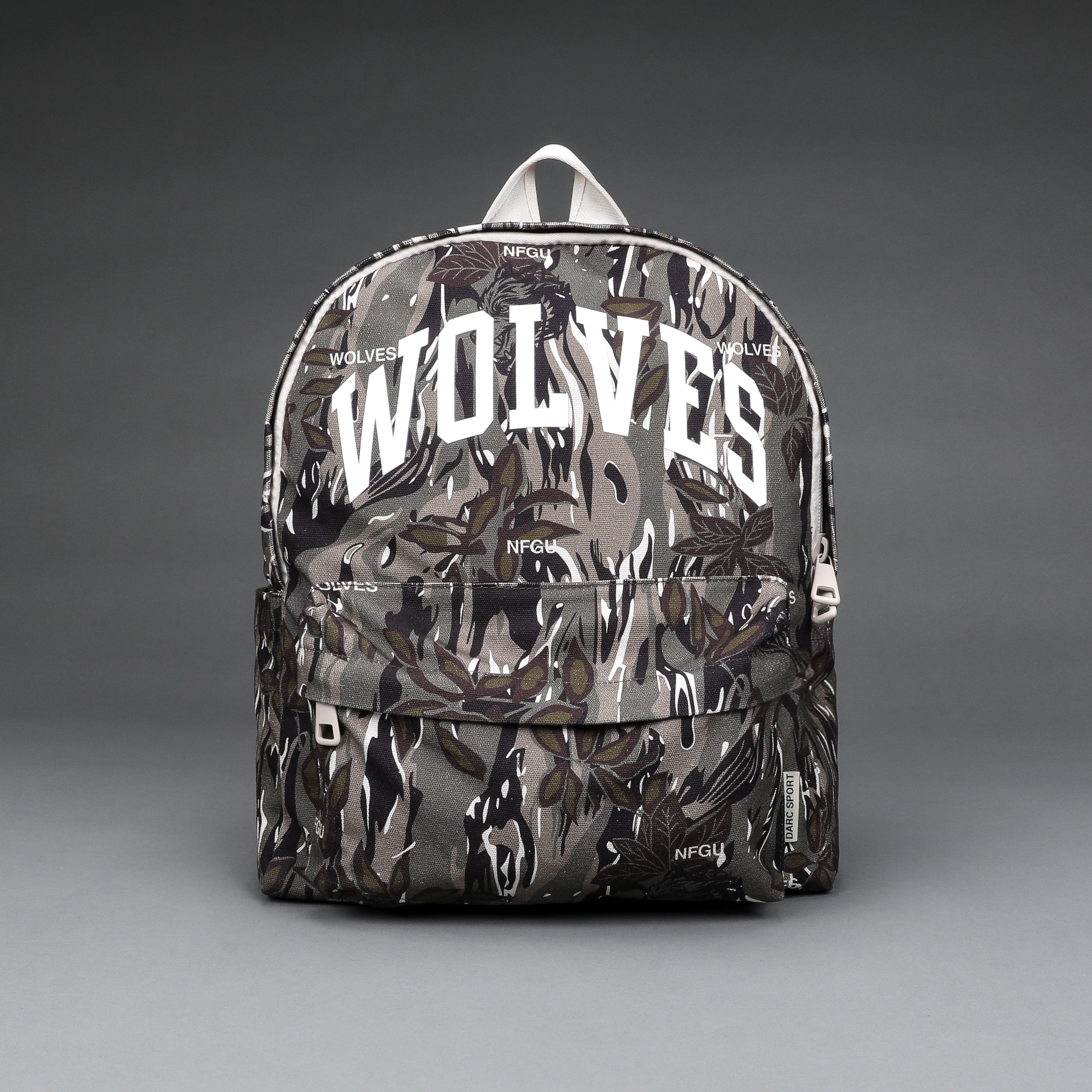 Wolves Everyday Backpack in Darc Coffee Norse Camo