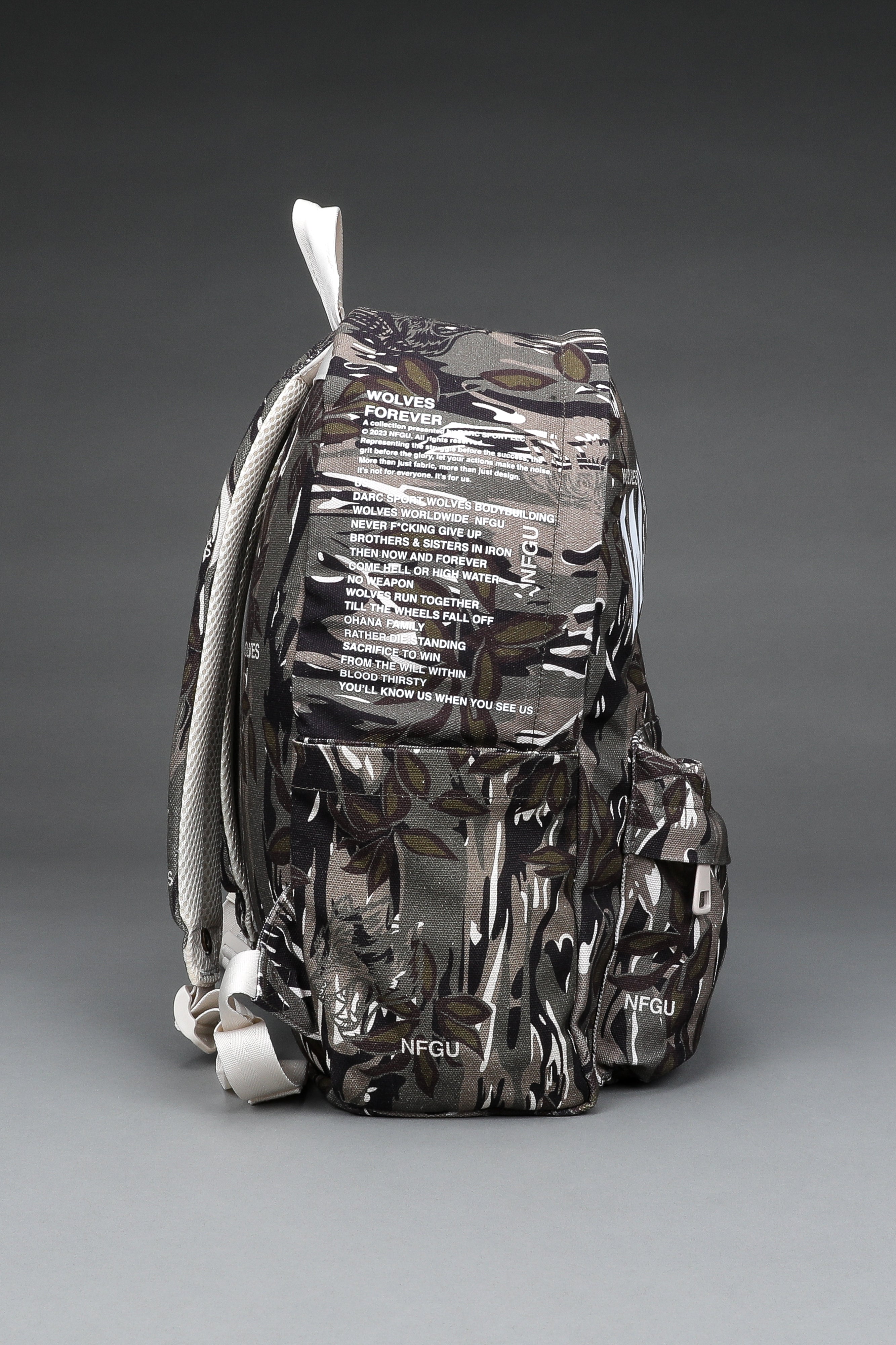 Wolves Everyday Backpack in Darc Coffee Norse Camo