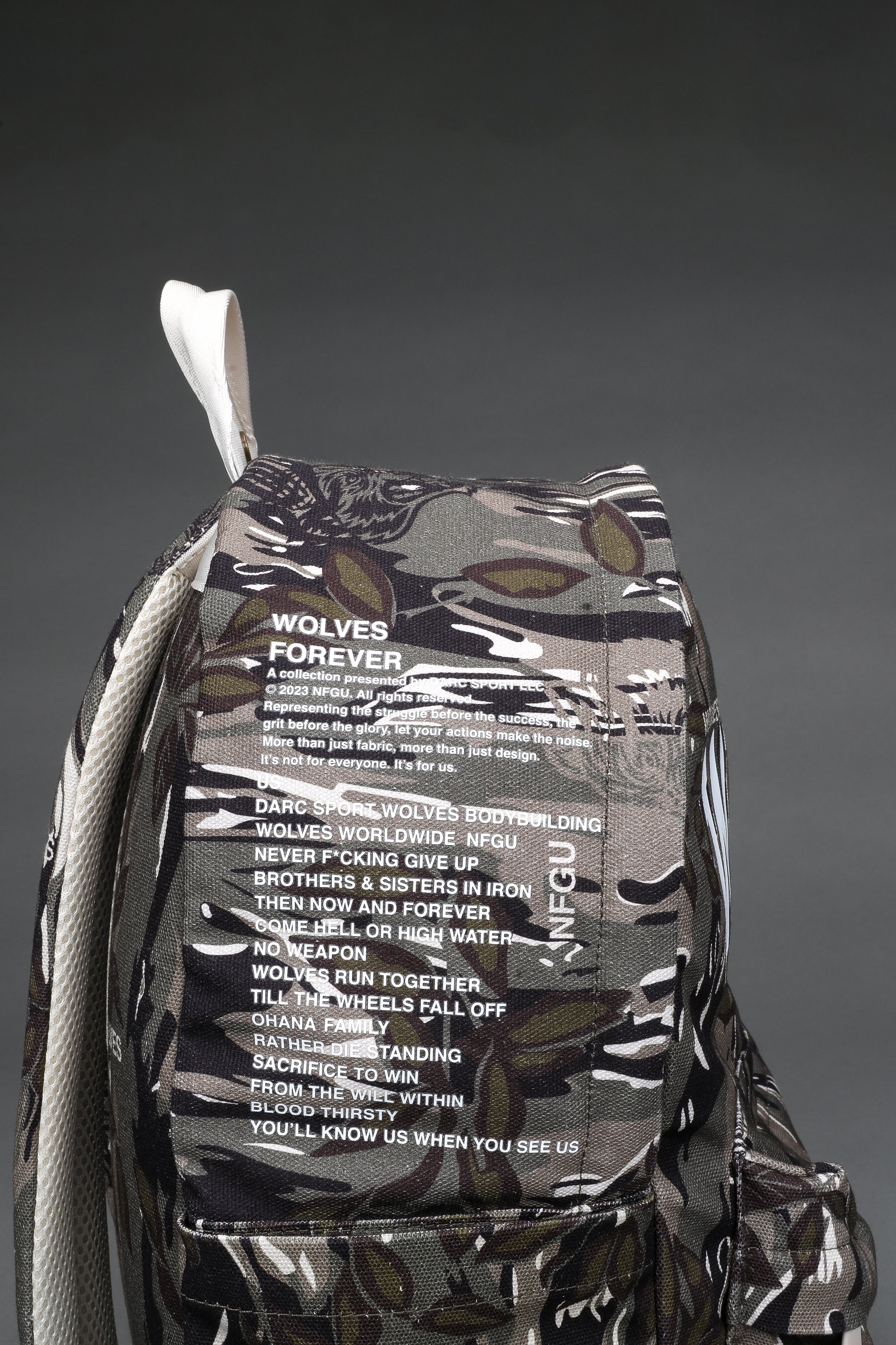 Wolves Everyday Backpack in Darc Coffee Norse Camo