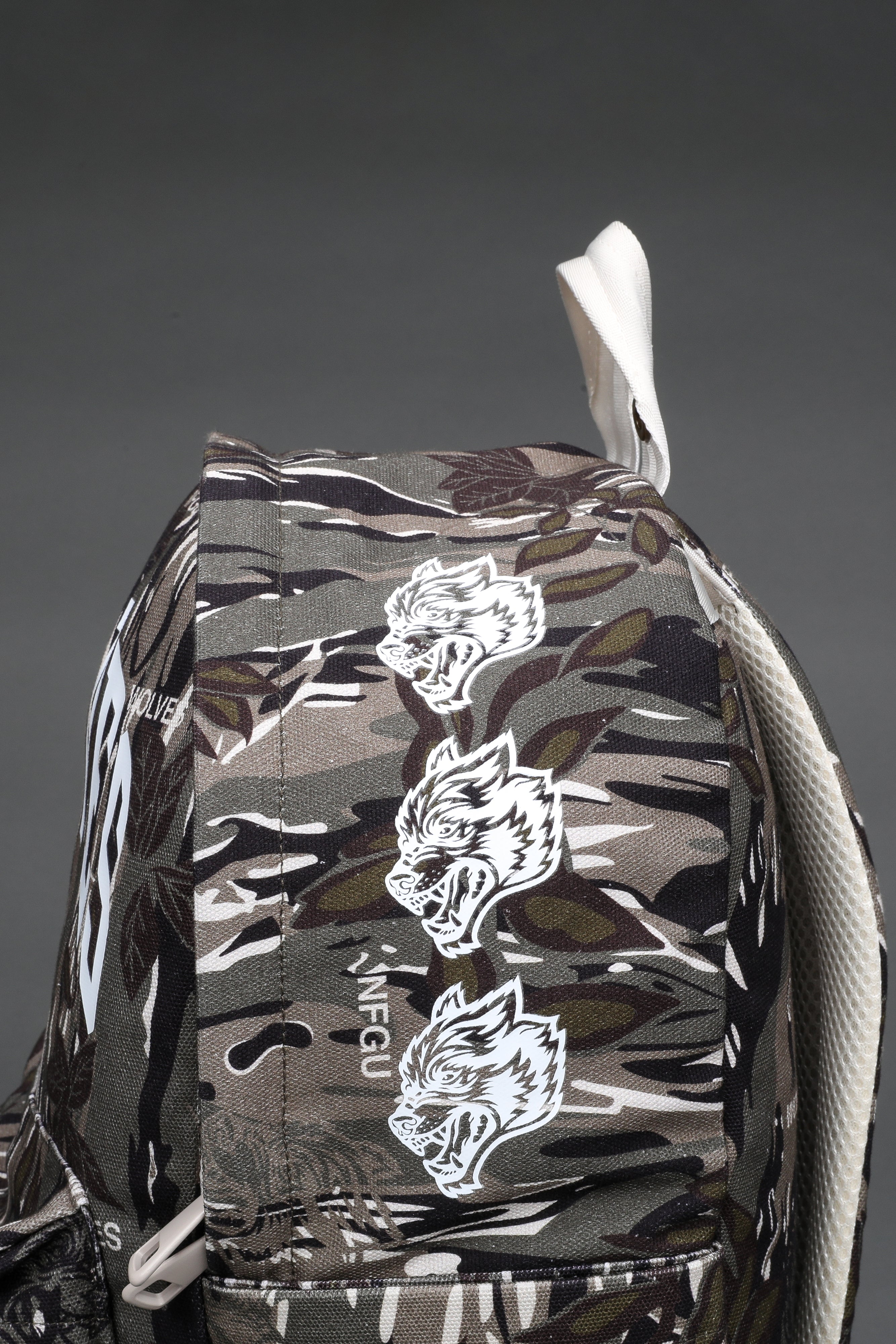 Wolves Everyday Backpack in Darc Coffee Norse Camo