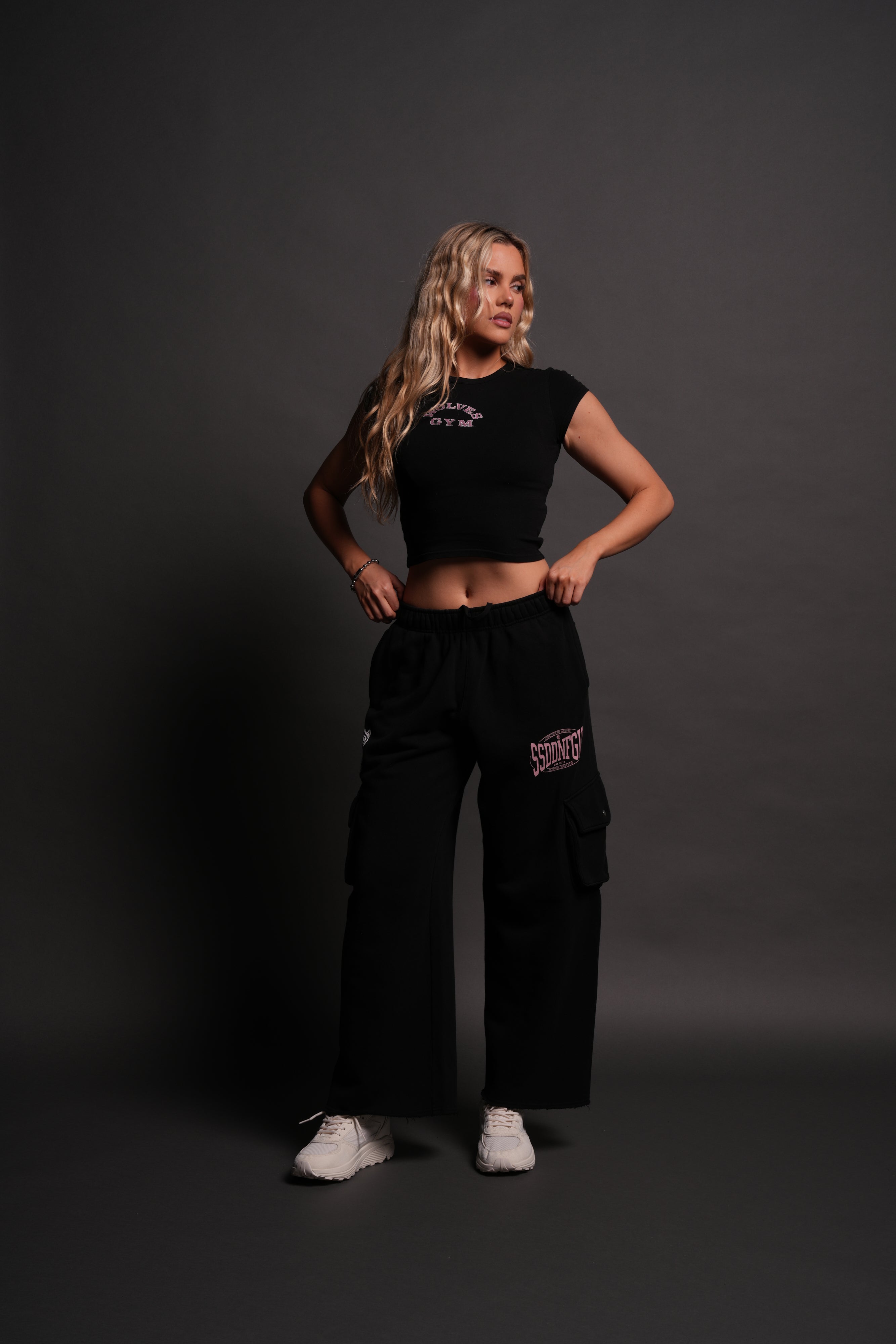 Wolves Gym V2 "Baby" Tee in Black