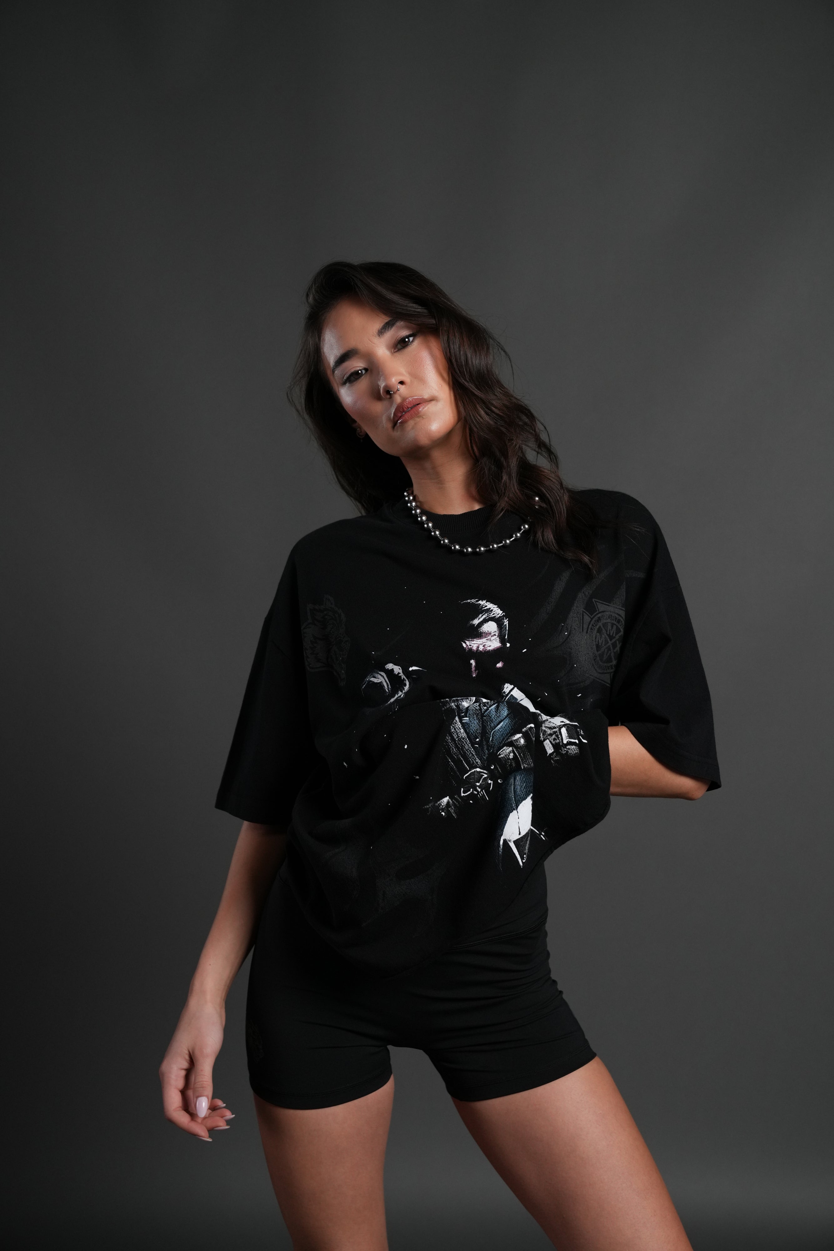 Punisher Grunge Mid-Length Raw Hem Tee in Black – DarcSport