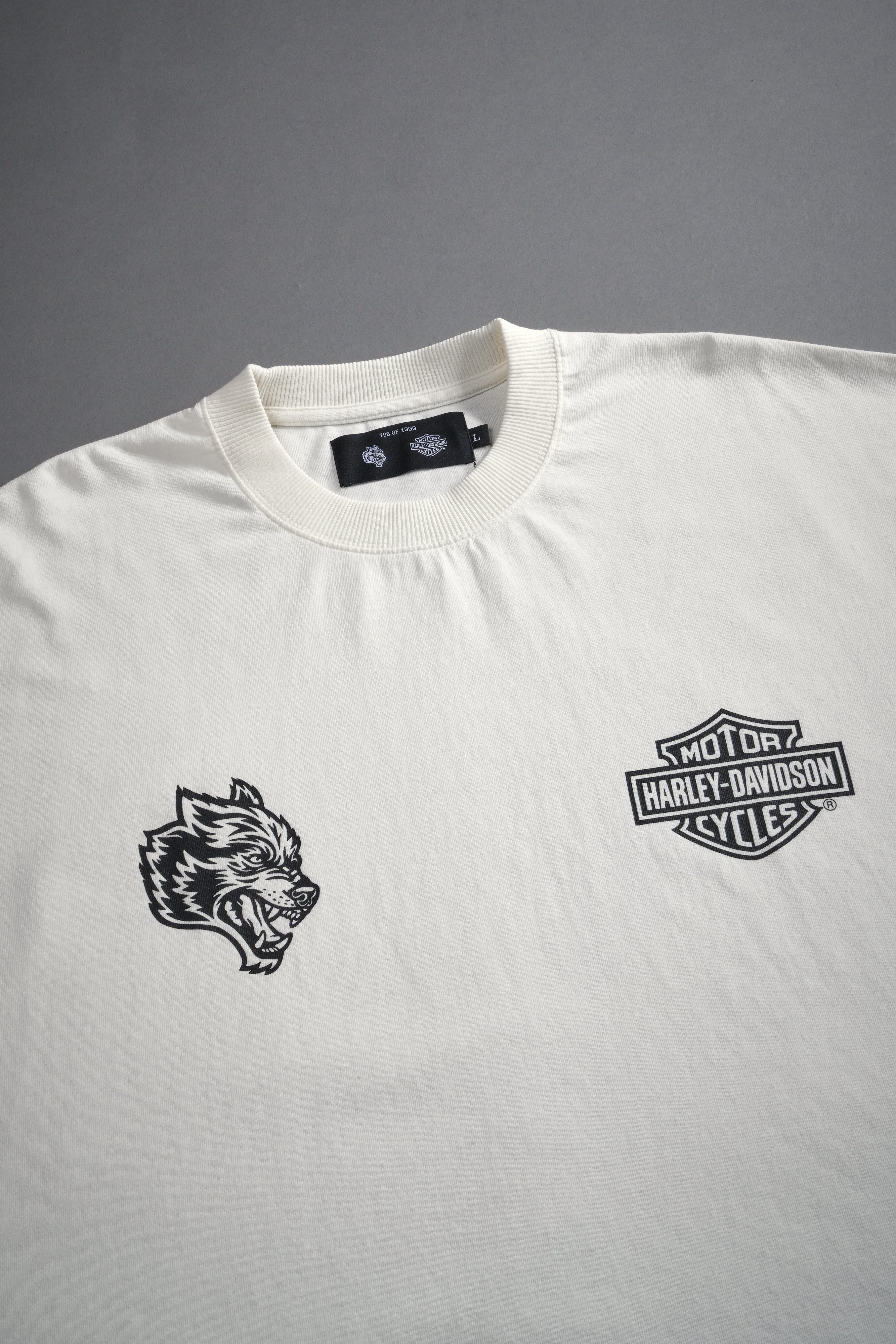 Harley-Davidson Wolves Grunge Cut-Off Tee in Cream