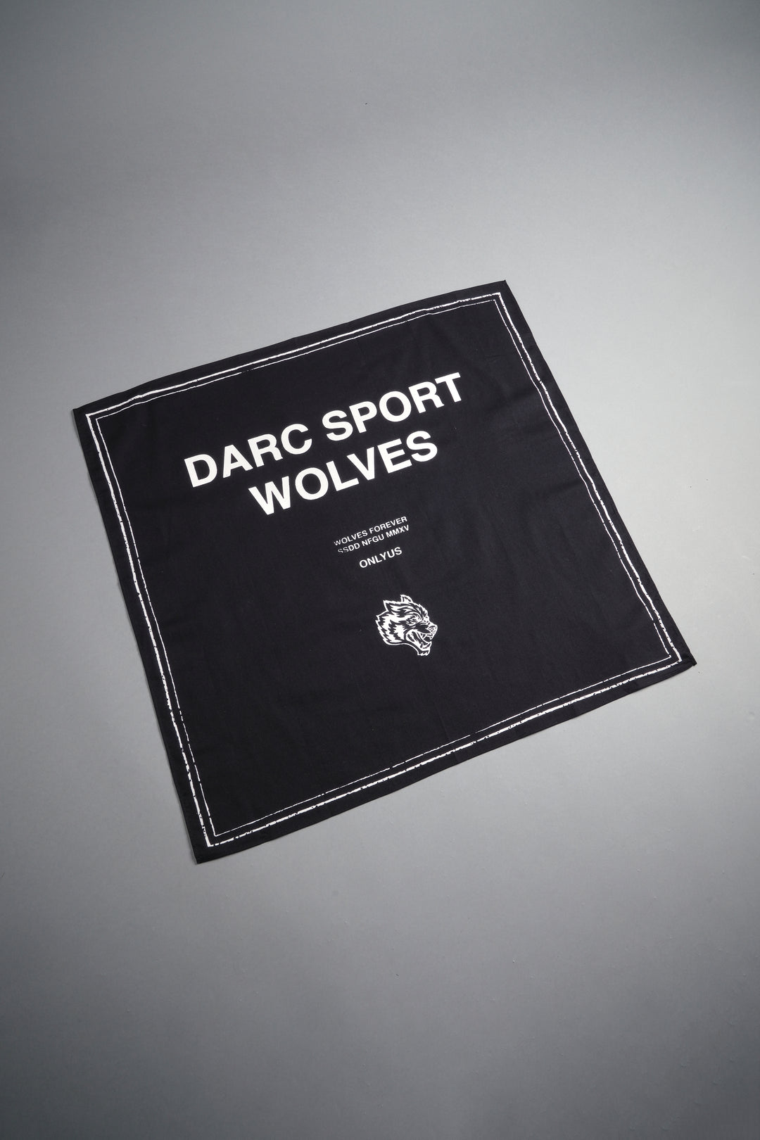 Darc Sport Wolves Bandana in Black