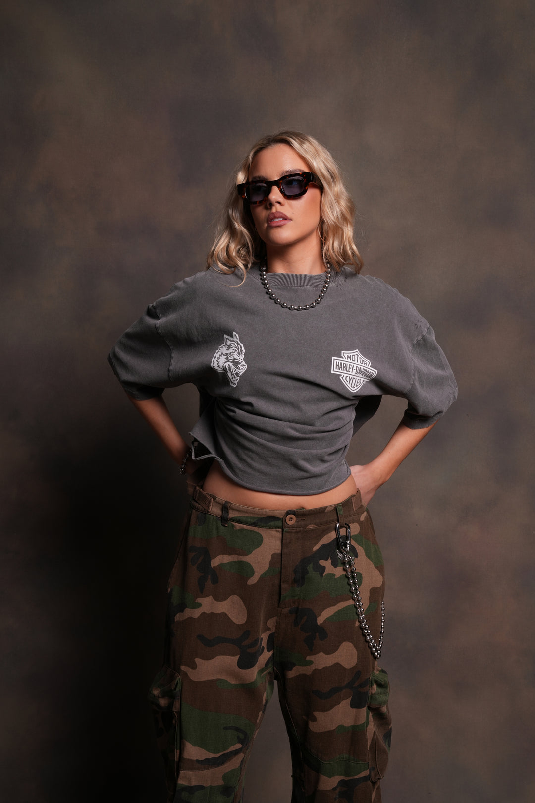 Harley-Davidson Wolves Distressed Grunge "Box Cut" Tee in Slate Gray