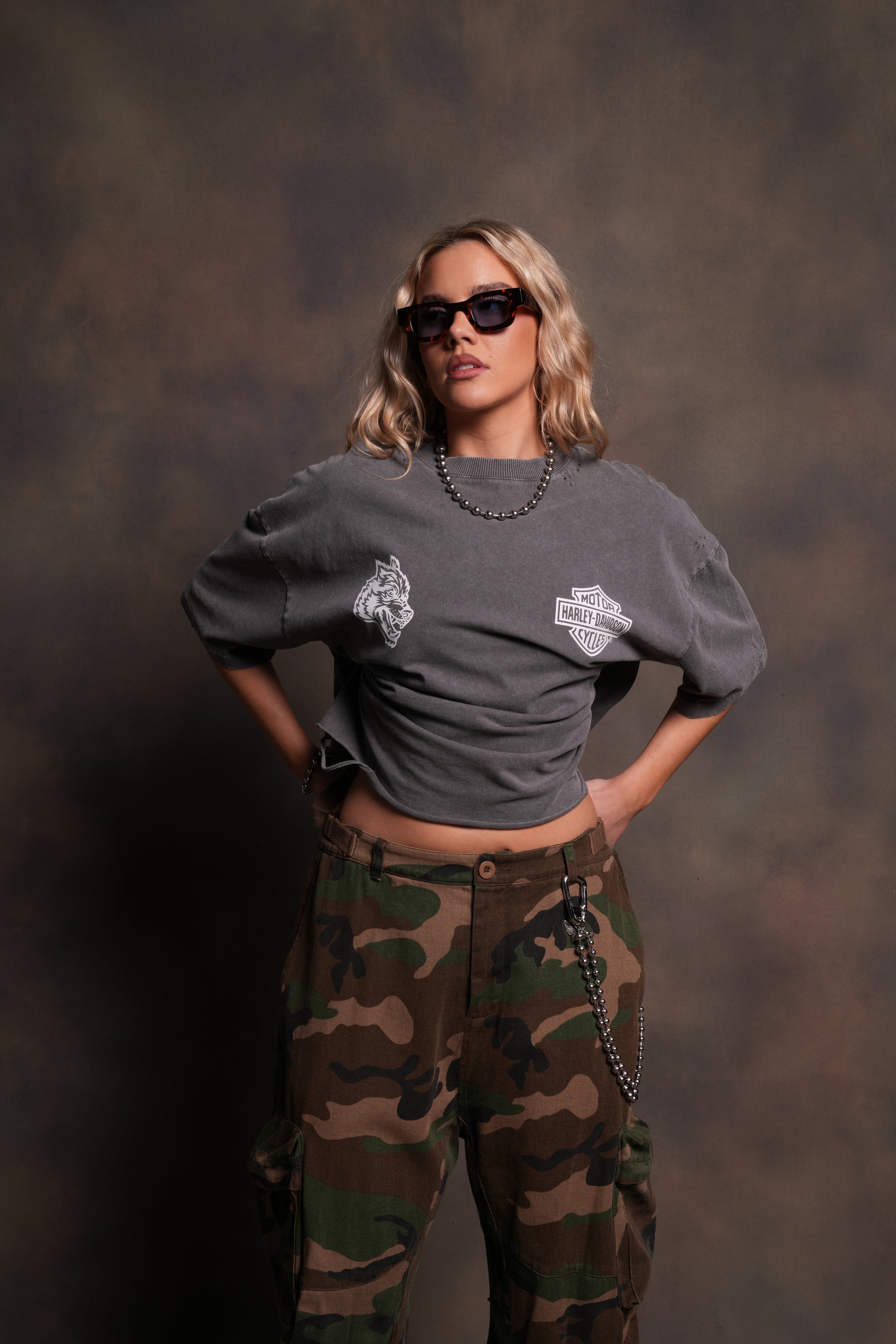 Harley-Davidson Wolves Distressed Grunge "Box Cut" Tee in Slate Gray