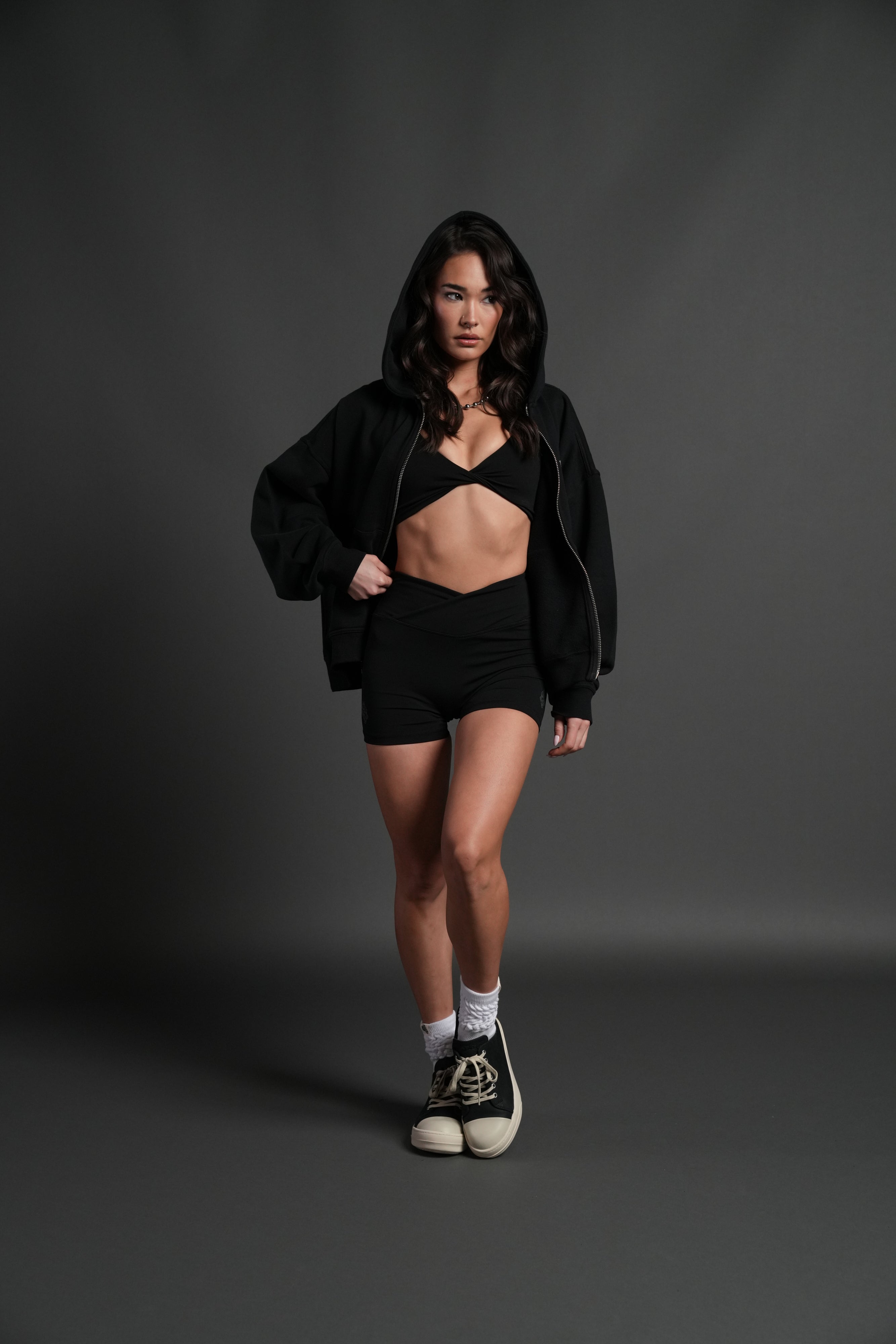 Inner Wolf Vex Double Zip Hoodie in Black