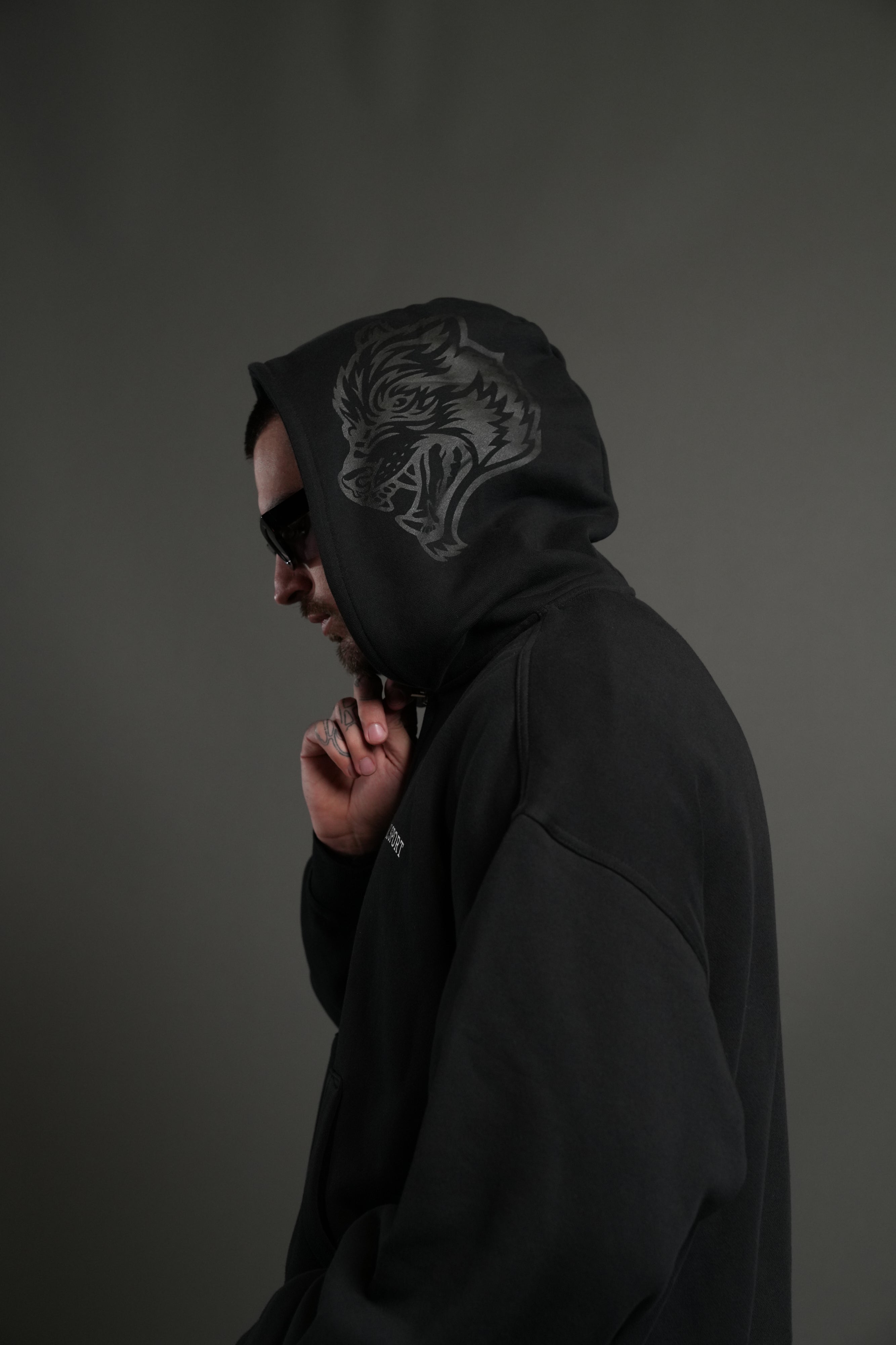 Inner Wolf Vex Double Zip Hoodie in Black – DarcSport