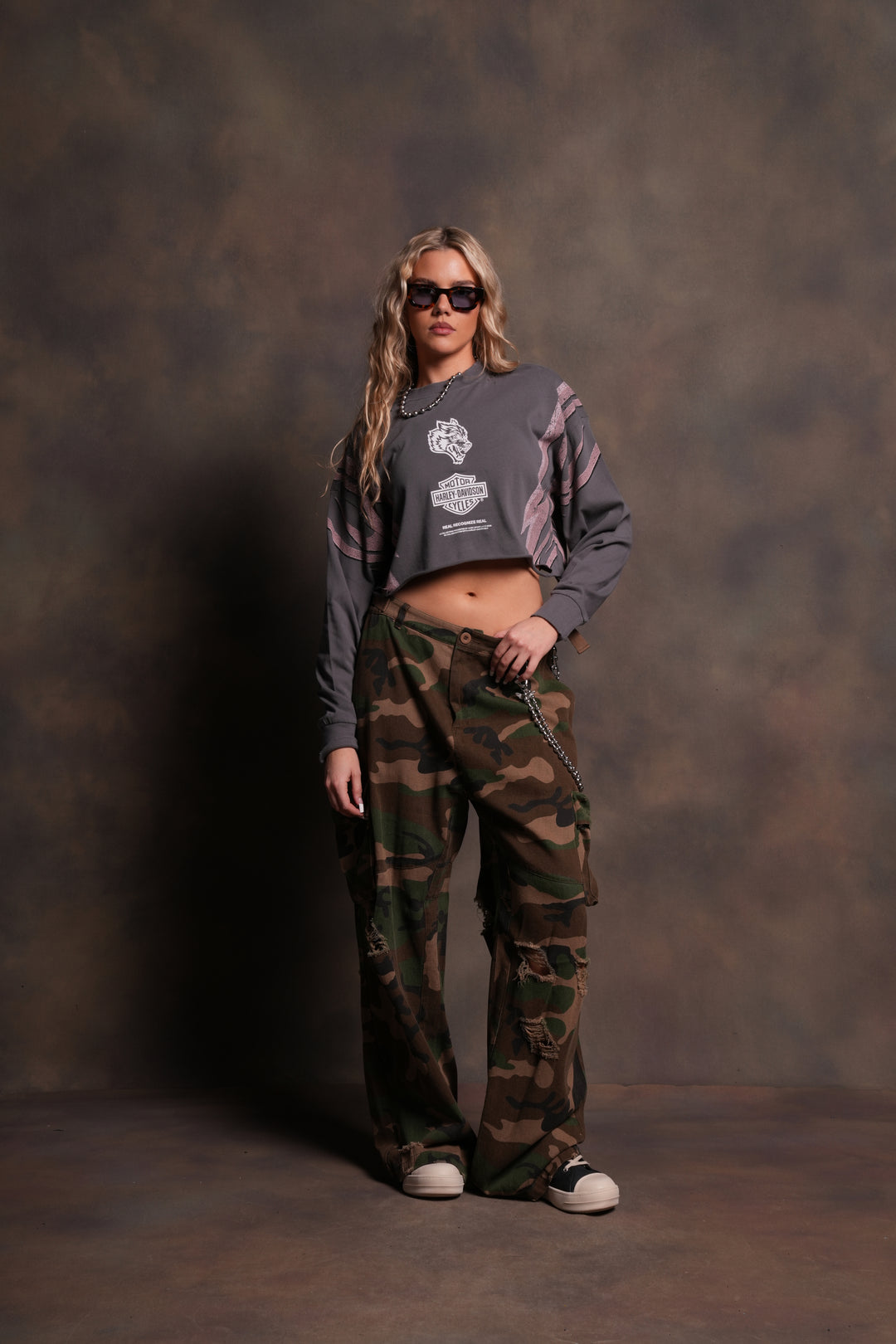 Real Recognize Real Distressed Oversized Cropped L/S Tee in Slate Gray