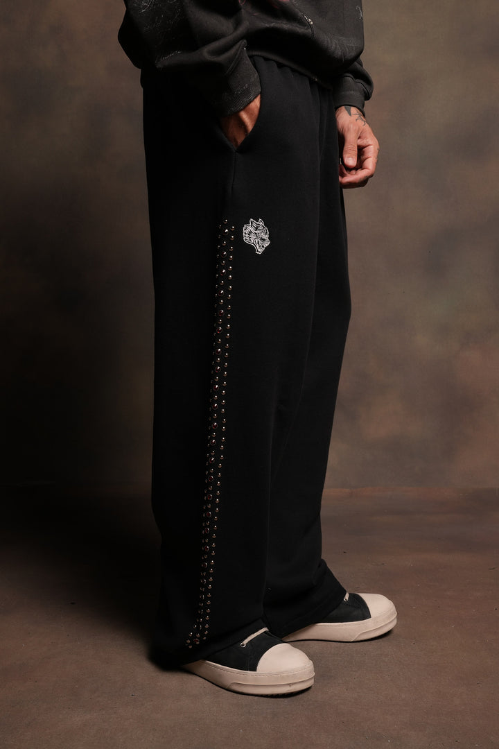 Stud Muerto Baggier Bigelow Sweat Pants In Black