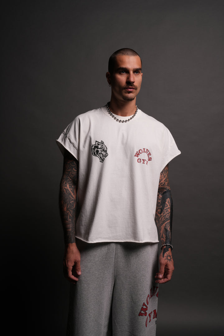 Wolves Gym V2 Grunge Cut-Off Tee in Cream