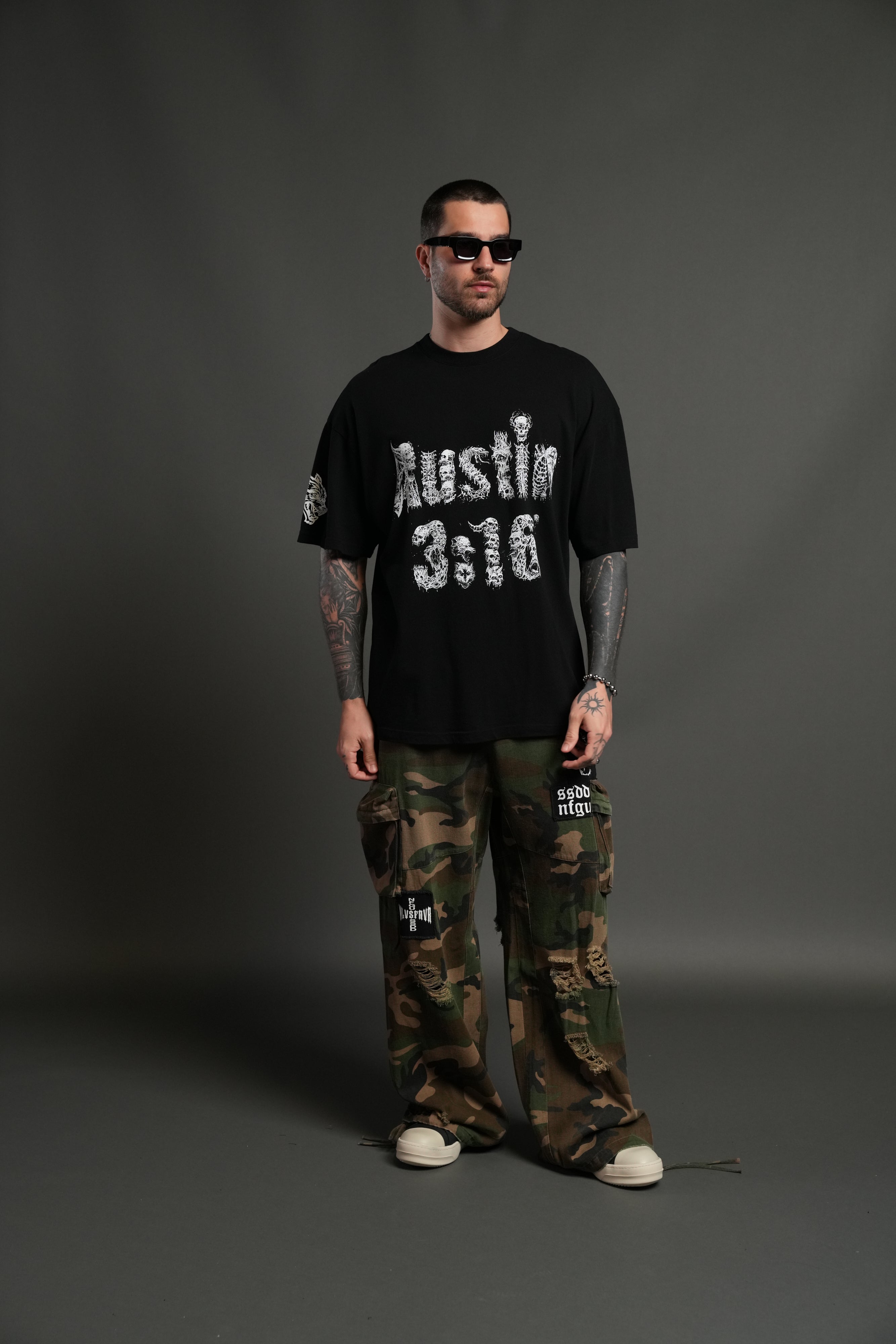 Stone Cold Riddick Premium Oversized Tee in Black